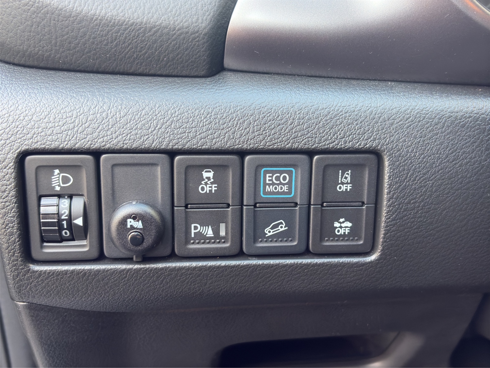 SUZUKI Vitara 1.5 Piz Sulai Hybrid 4x4-image-17