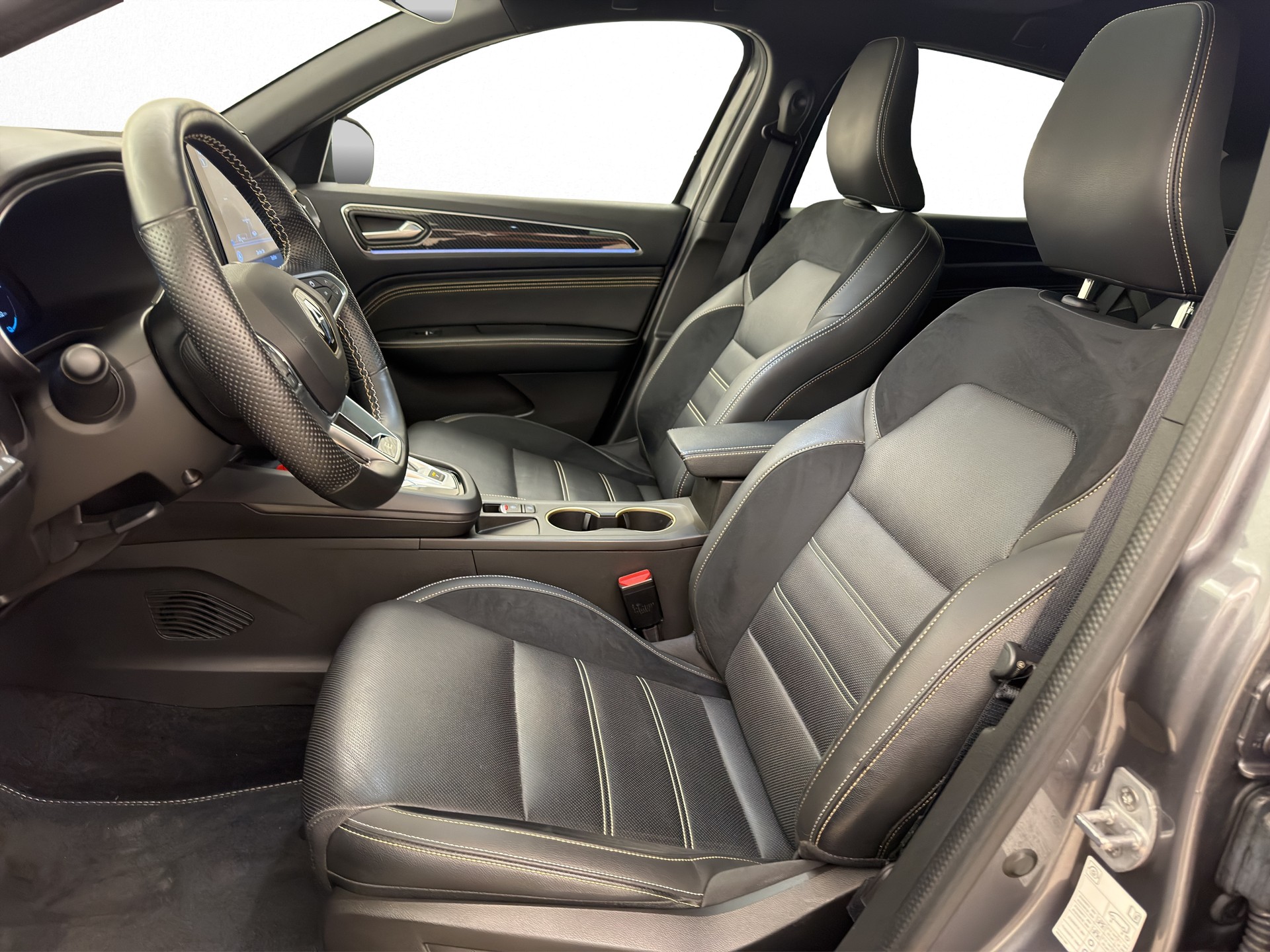 RENAULT Arkana 1.6 E-Tech Engineered-image-6