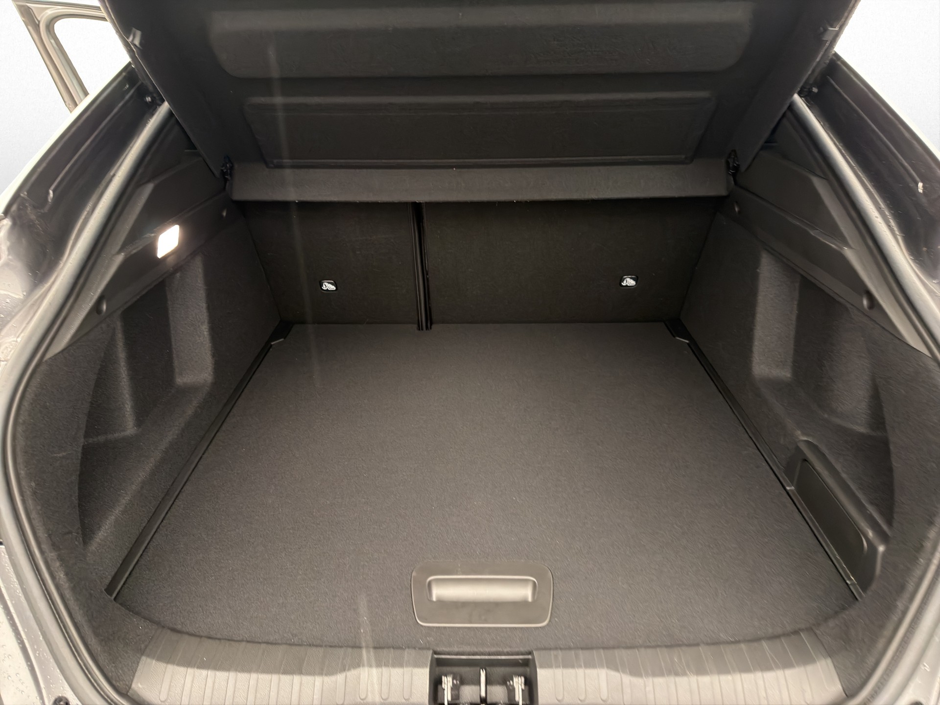 RENAULT Arkana 1.6 E-Tech Engineered-image-12