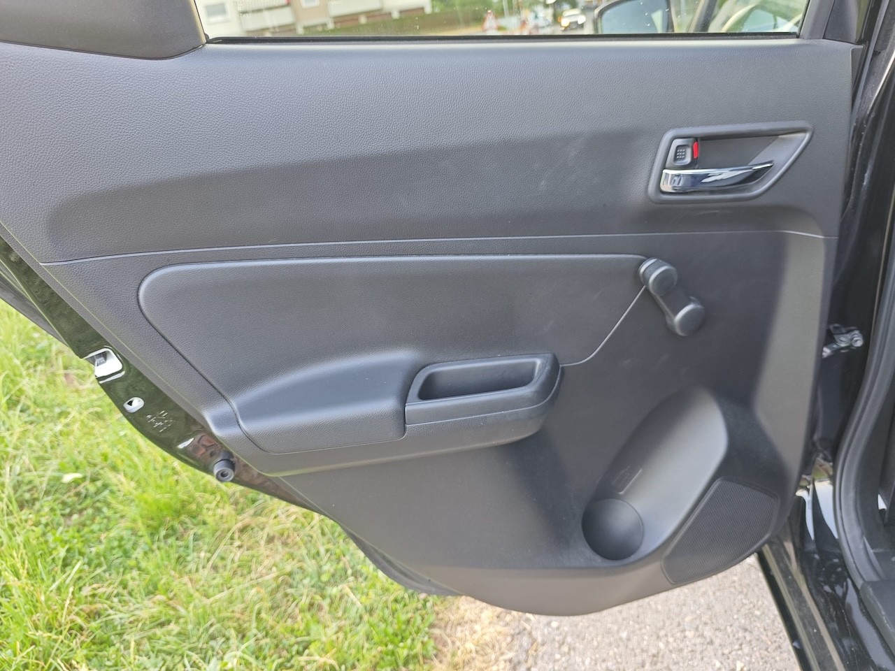 SUZUKI Swift 1.2 Compact + 4x4 Hybrid-image-21