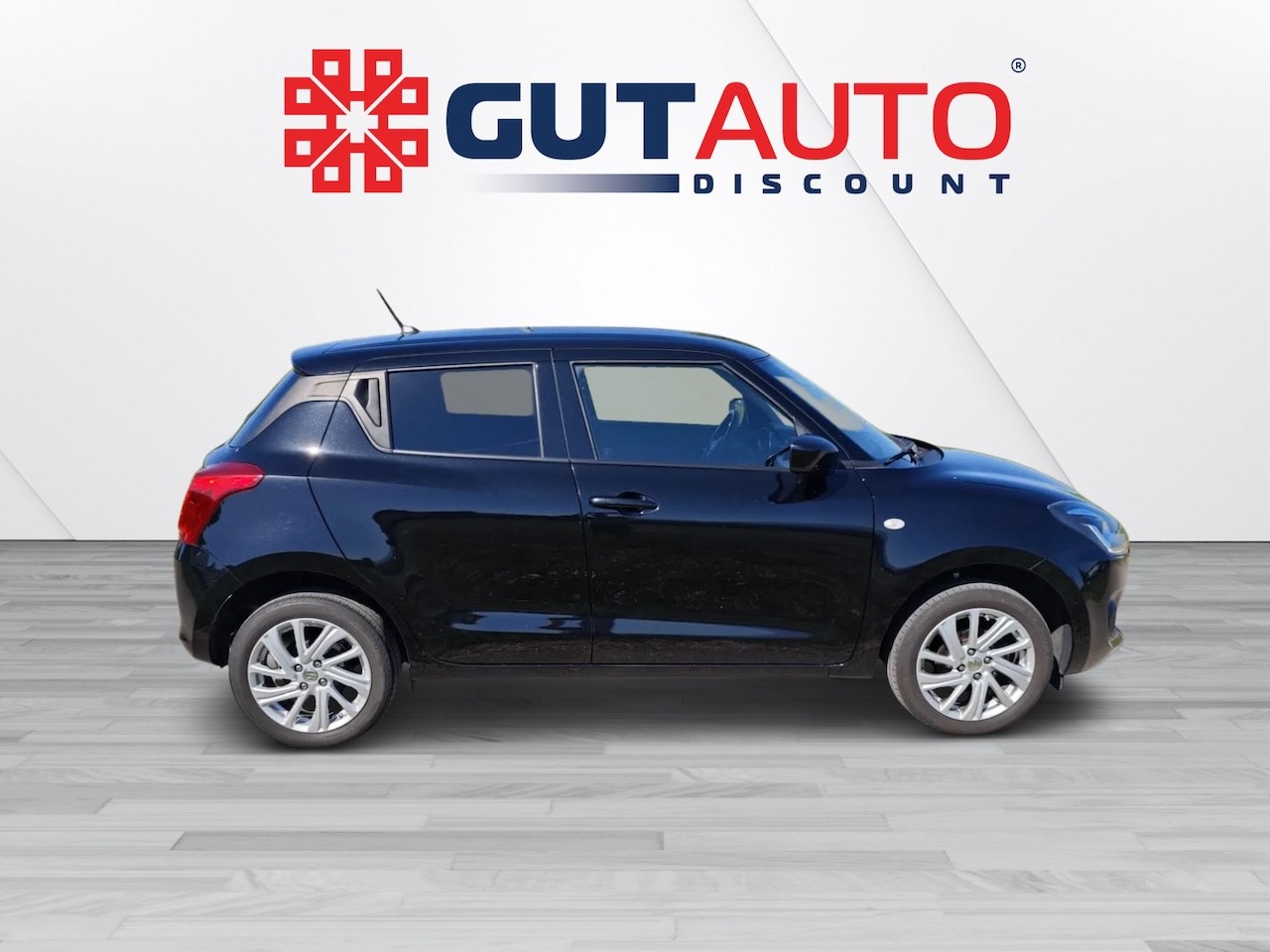SUZUKI Swift 1.2 Compact + 4x4 Hybrid-image-5
