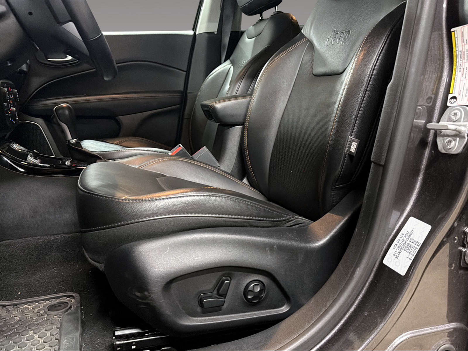 JEEP Compass 1.4 MultiAir Limited AWD-image-9