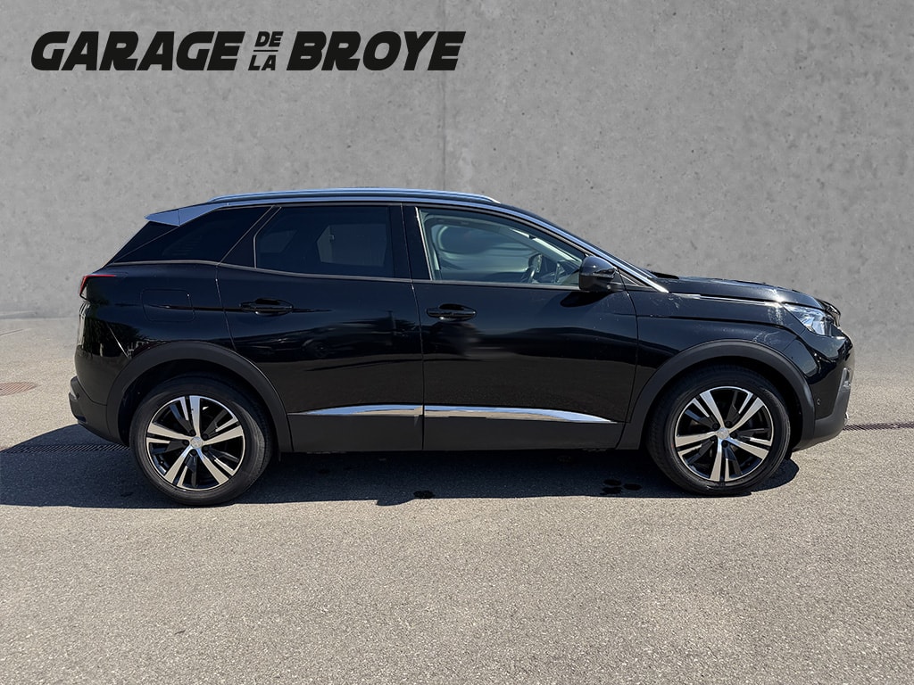 PEUGEOT 3008 1.2 PureTech Allure Moteur neuf-image-1