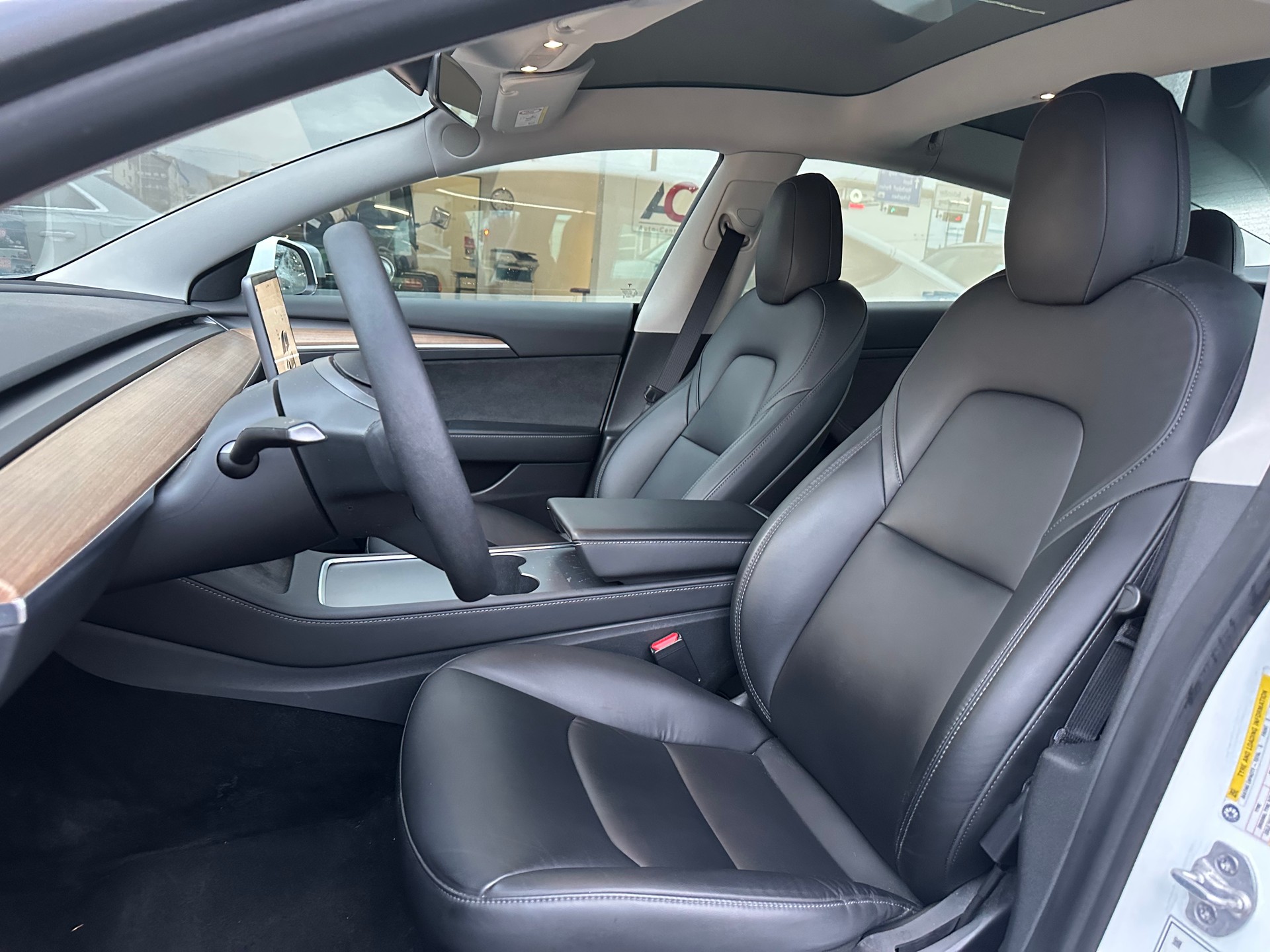 TESLA Model 3 Long Range Dual Motor AWD-image-7
