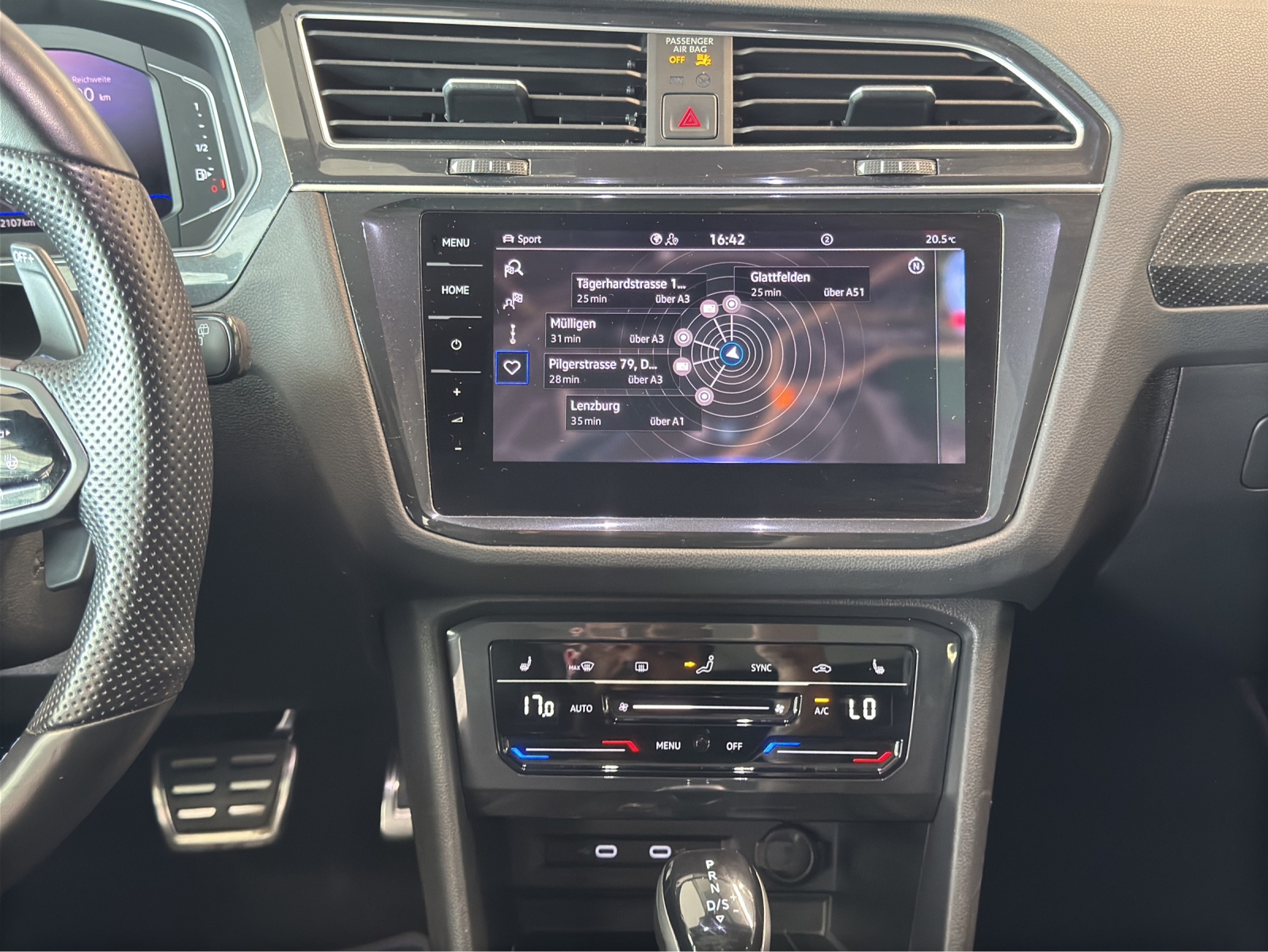 VW Tiguan 2.0TSI R 4Motion DSG-image-10