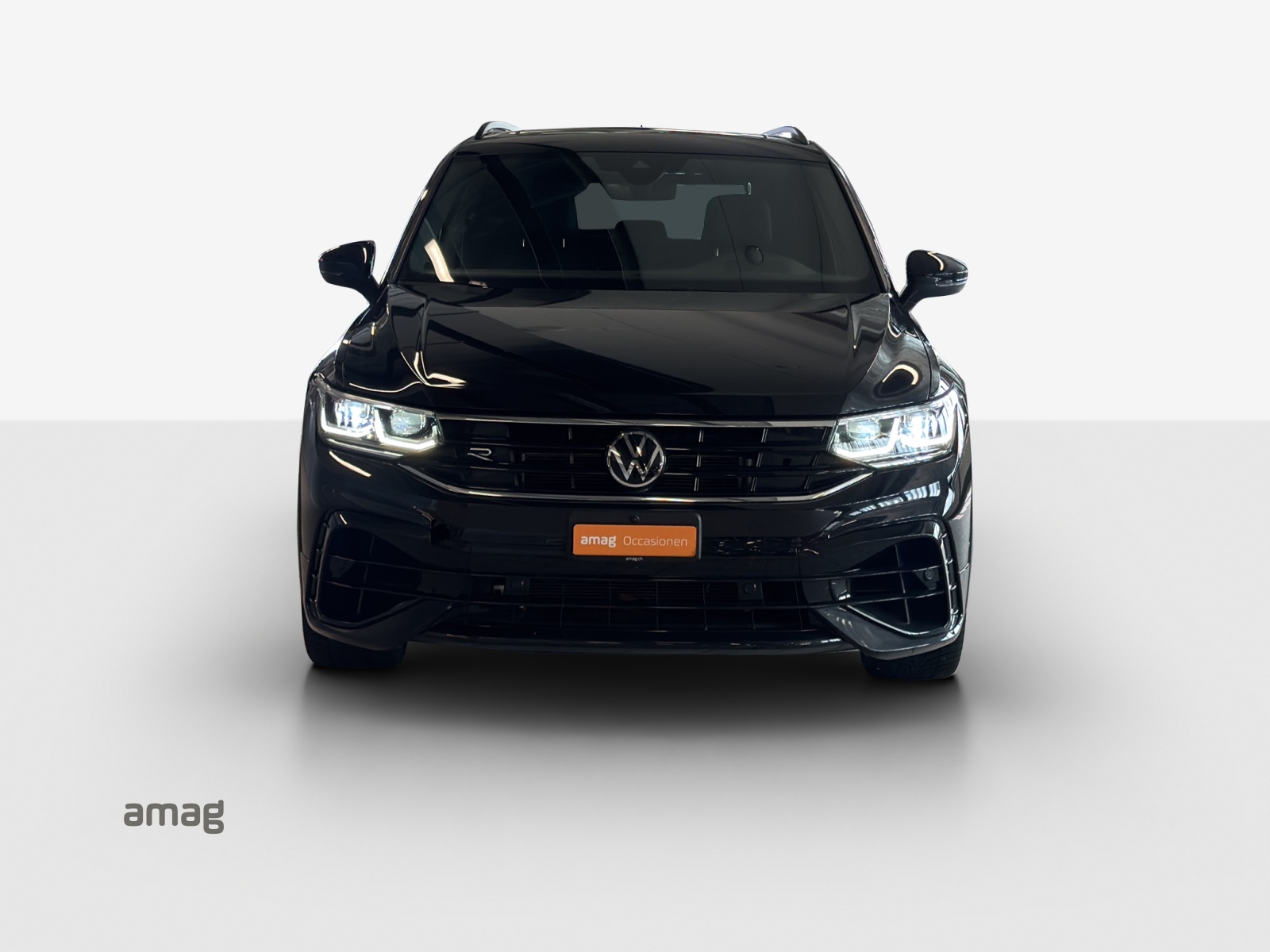 VW Tiguan 2.0TSI R 4Motion DSG-image-6
