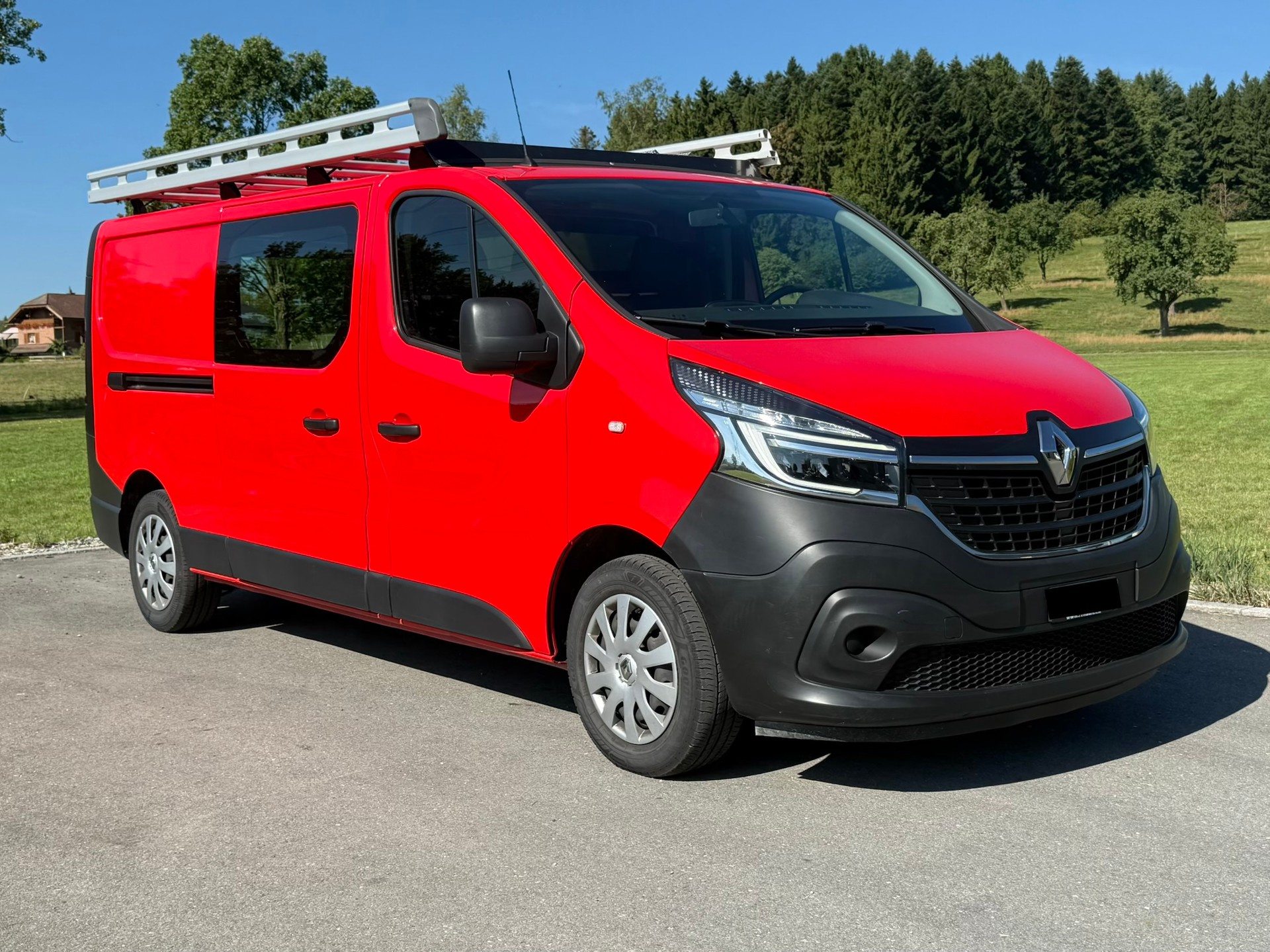 RENAULT Trafic 2.0 ENERGY dCi145 EDC 3.0t Business L2H1 A-image-1