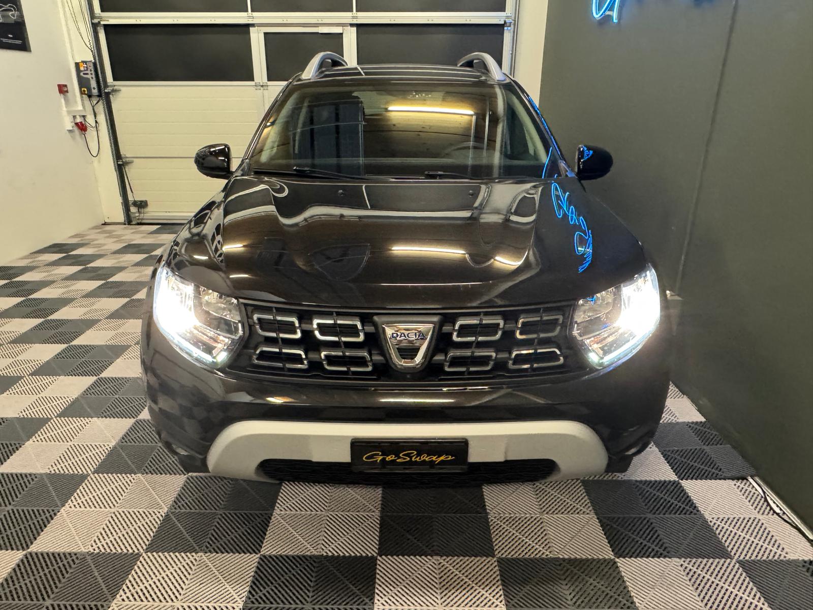 DACIA Duster TCe 150 Celebration 4x4-image-8