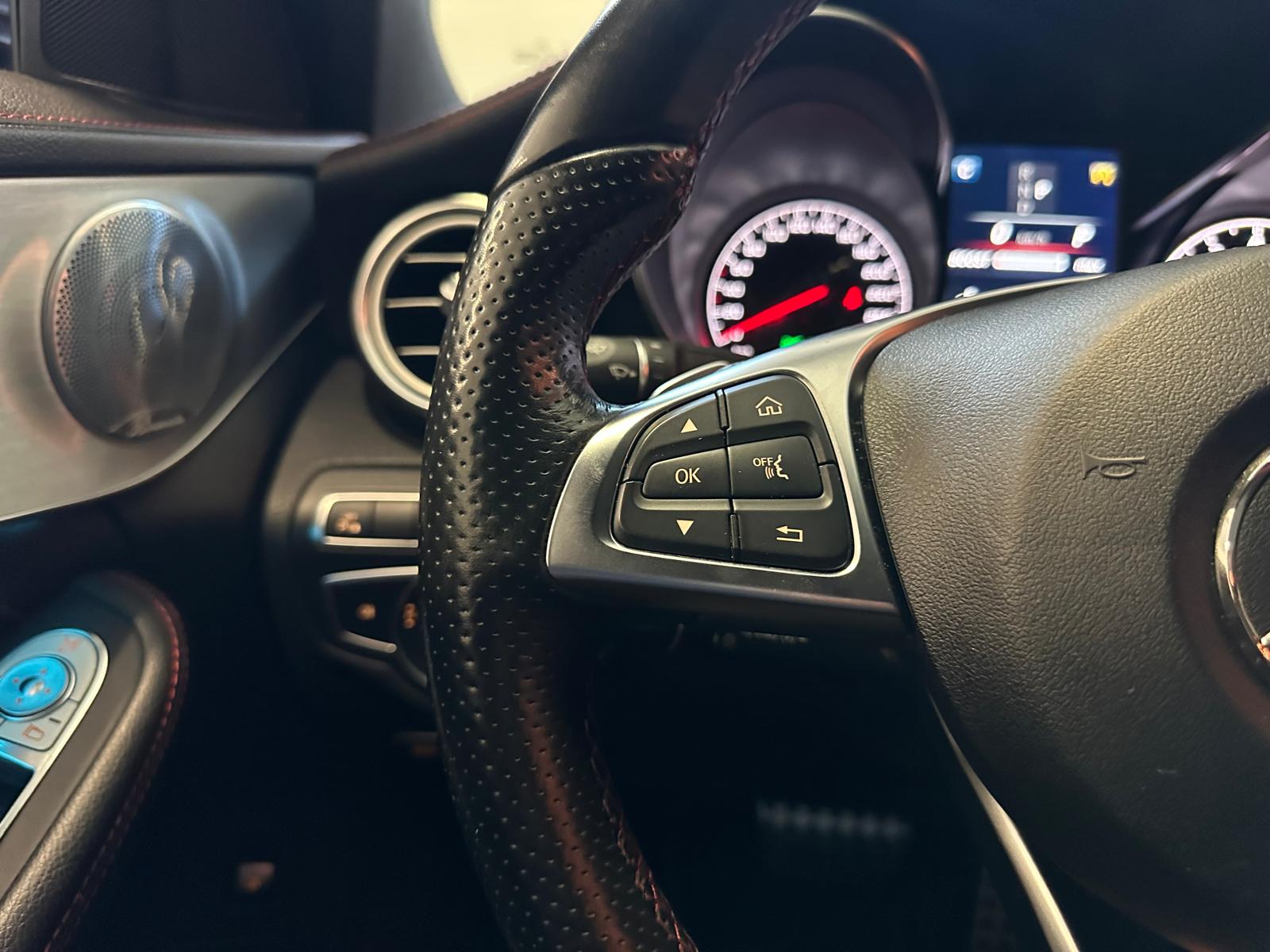 MERCEDES-BENZ C 43 AMG 4Matic 9G-Tronic-image-18