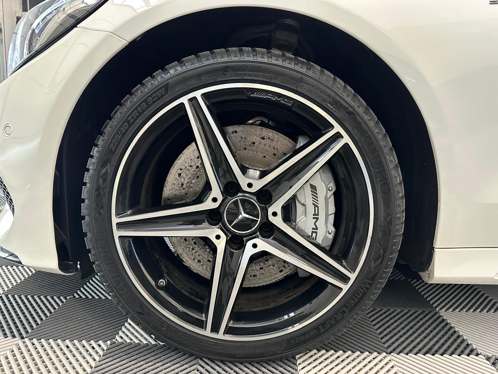 MERCEDES-BENZ C 43 AMG 4Matic 9G-Tronic-image-29