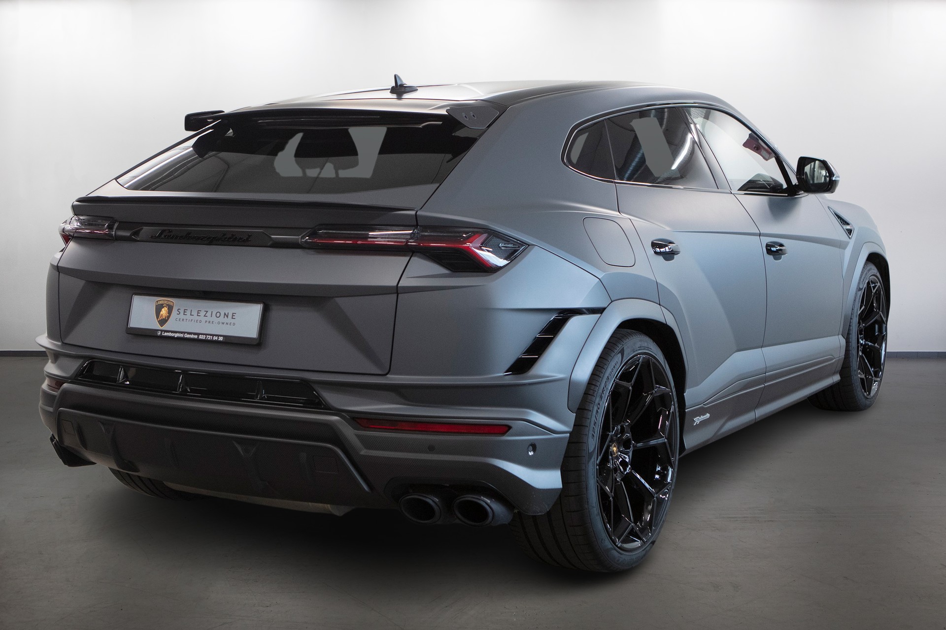 LAMBORGHINI Urus Performante-image-2