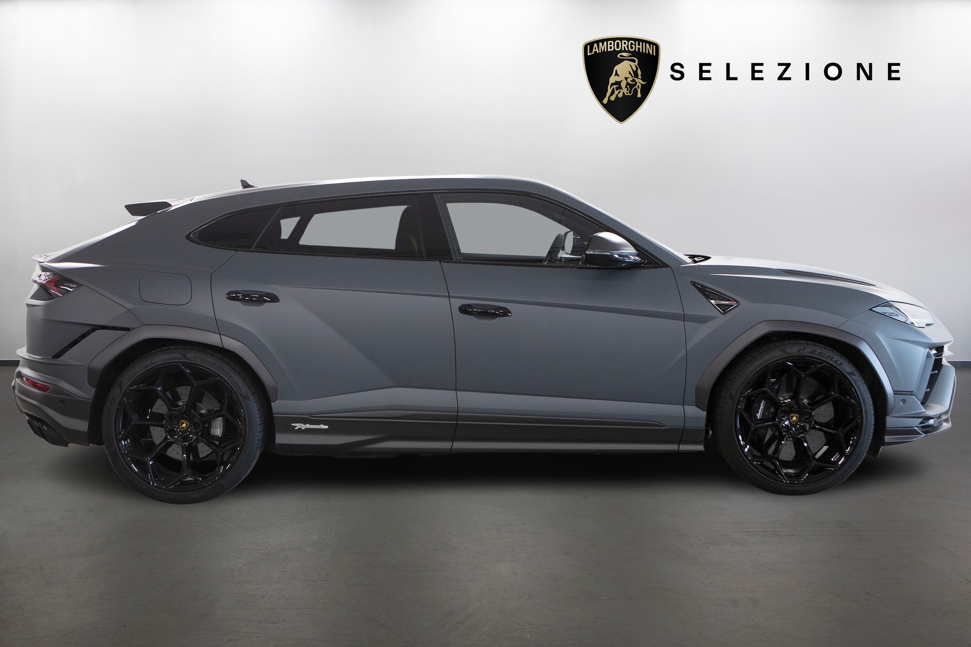 LAMBORGHINI Urus Performante-image-1