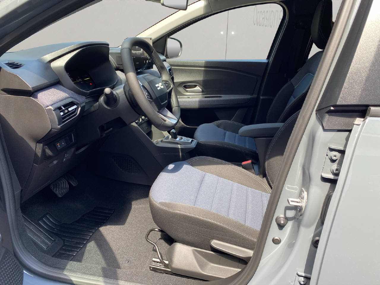 DACIA Jogger 1.8 Hybrid Journey Ersatzwagen-image-9