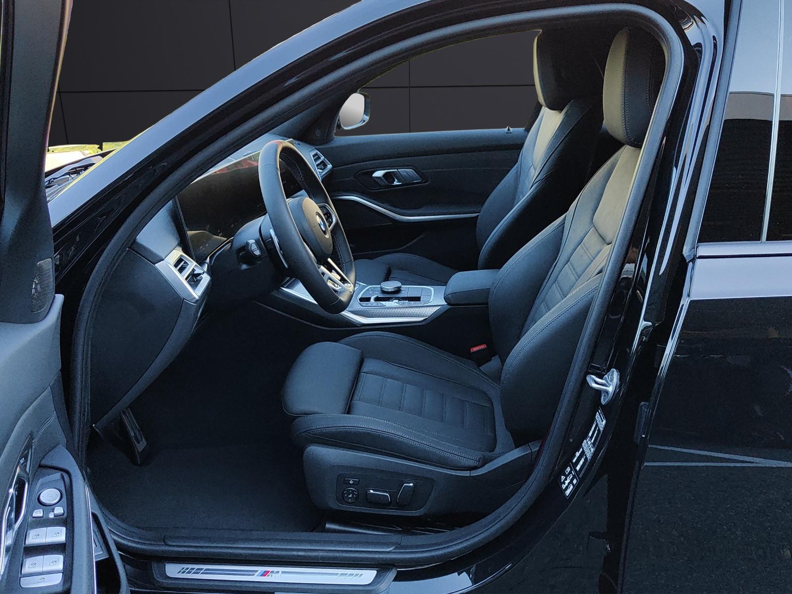 BMW M340i xDrive Touring-image-9
