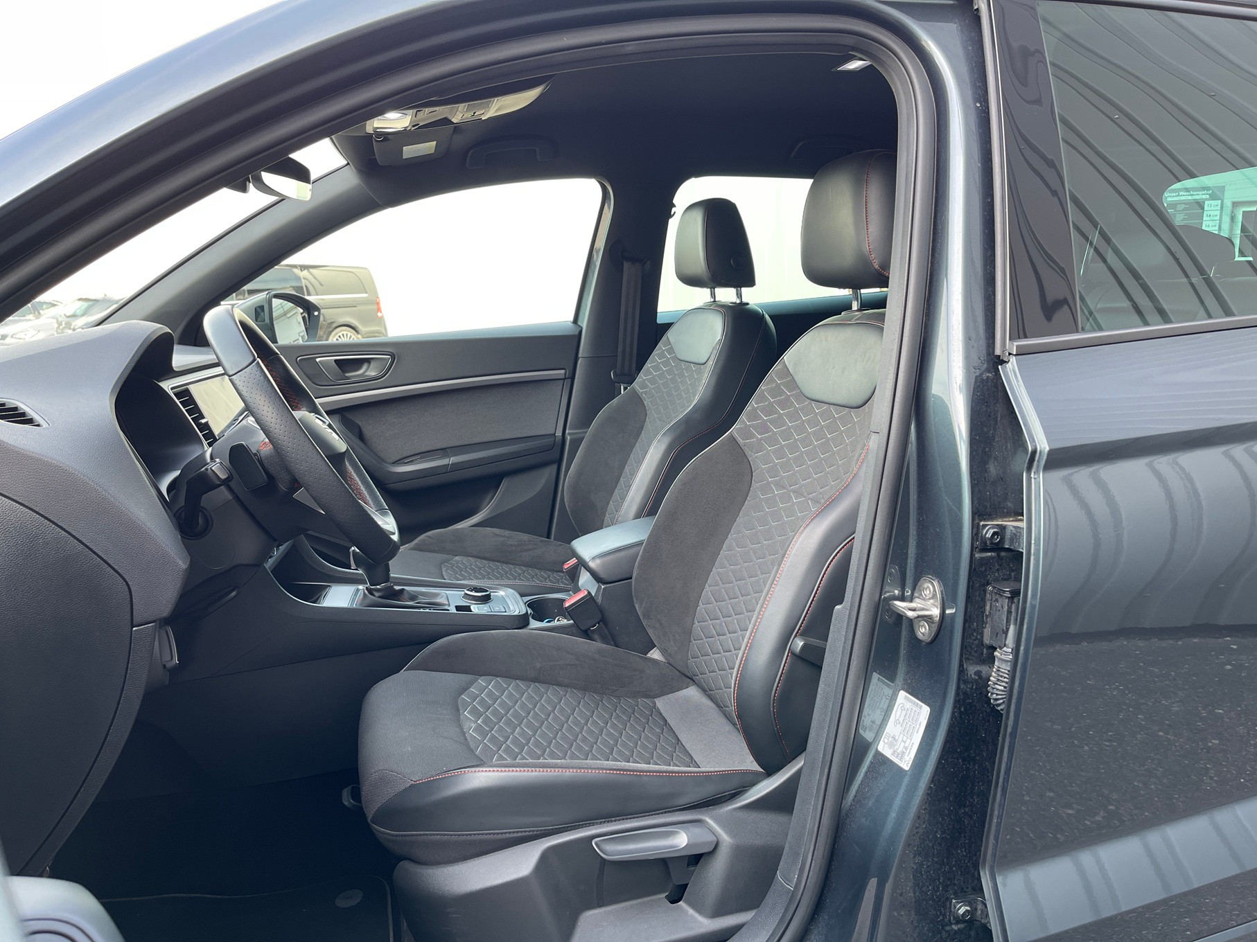SEAT Ateca 1.5 TSI EVO Hola FR DSG-image-6