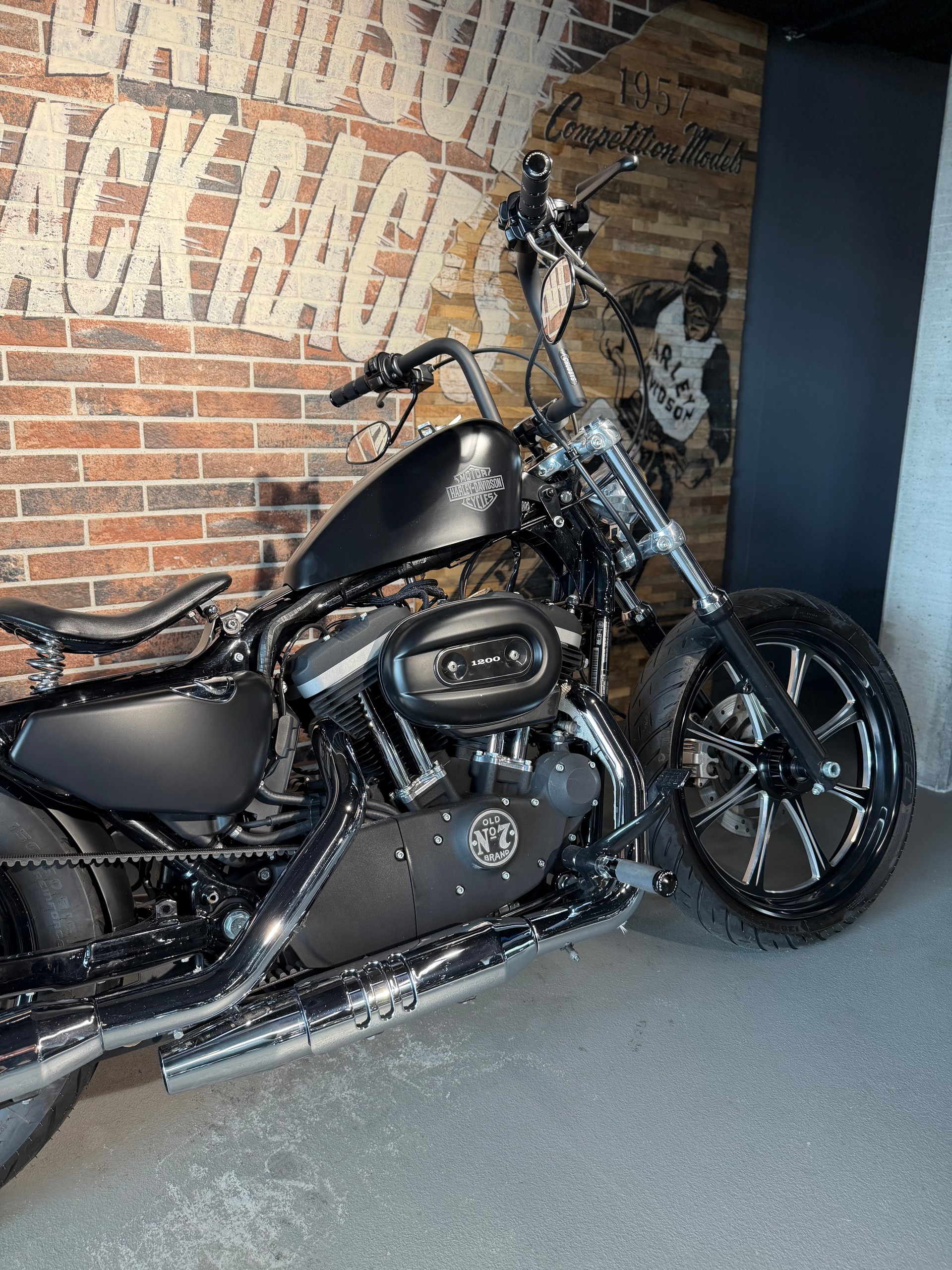HARLEY-DAVIDSON XL 1200 CB Sportster Custom-showroom-element-2
