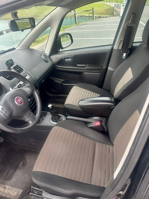 FIAT 1.6 16V Emotion-image-5