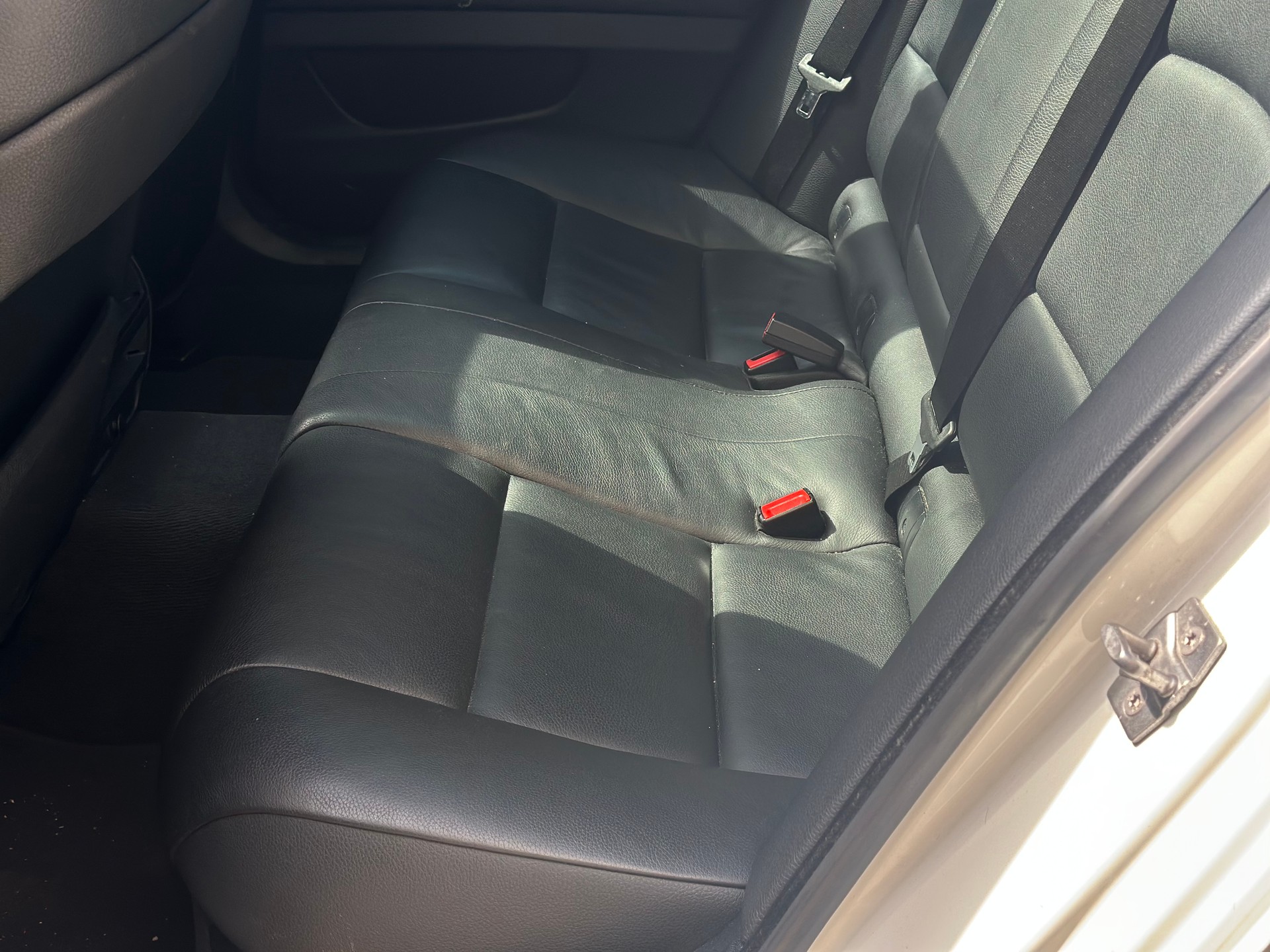 BMW 530d Touring Steptronic M Sport-image-9