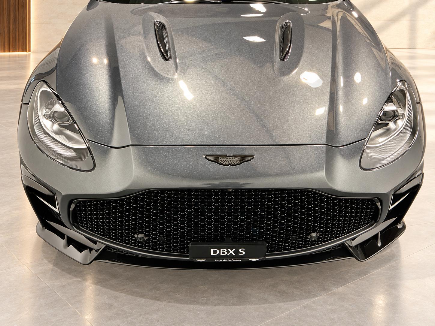 ASTON MARTIN DBX S 4.0 V8 Bi-Turbo-image-28