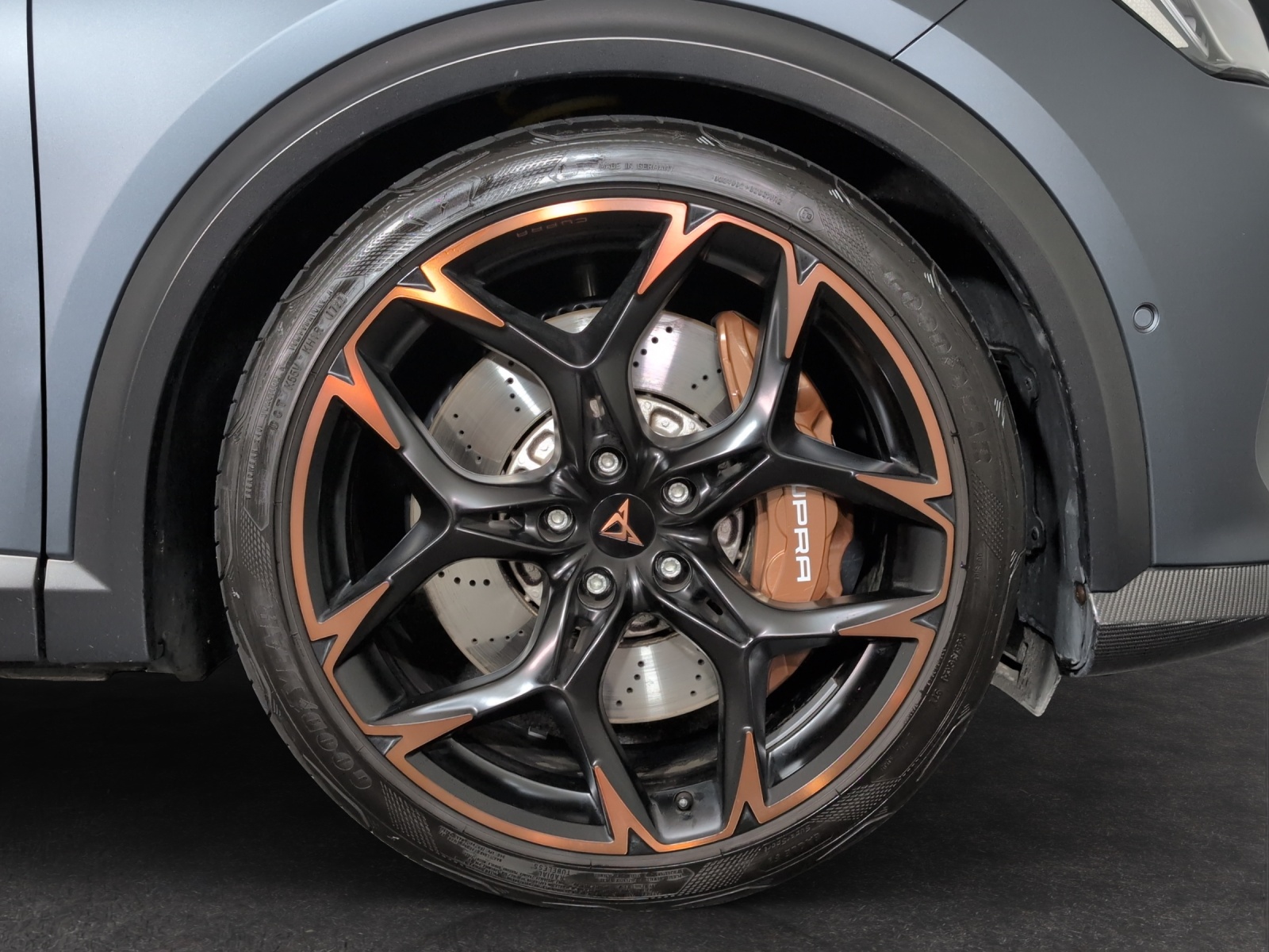 CUPRA Formentor 2.5TSI VZ5 4Drive DSG-image-4