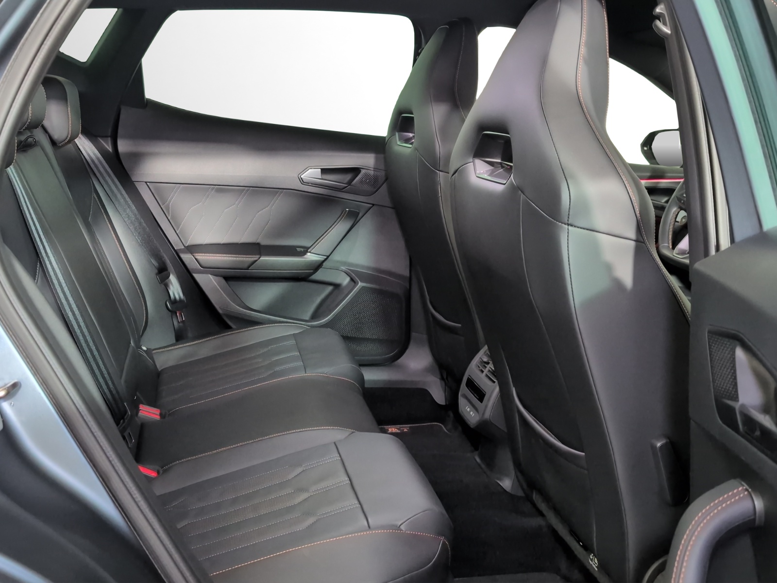 CUPRA Formentor 2.5TSI VZ5 4Drive DSG-image-8