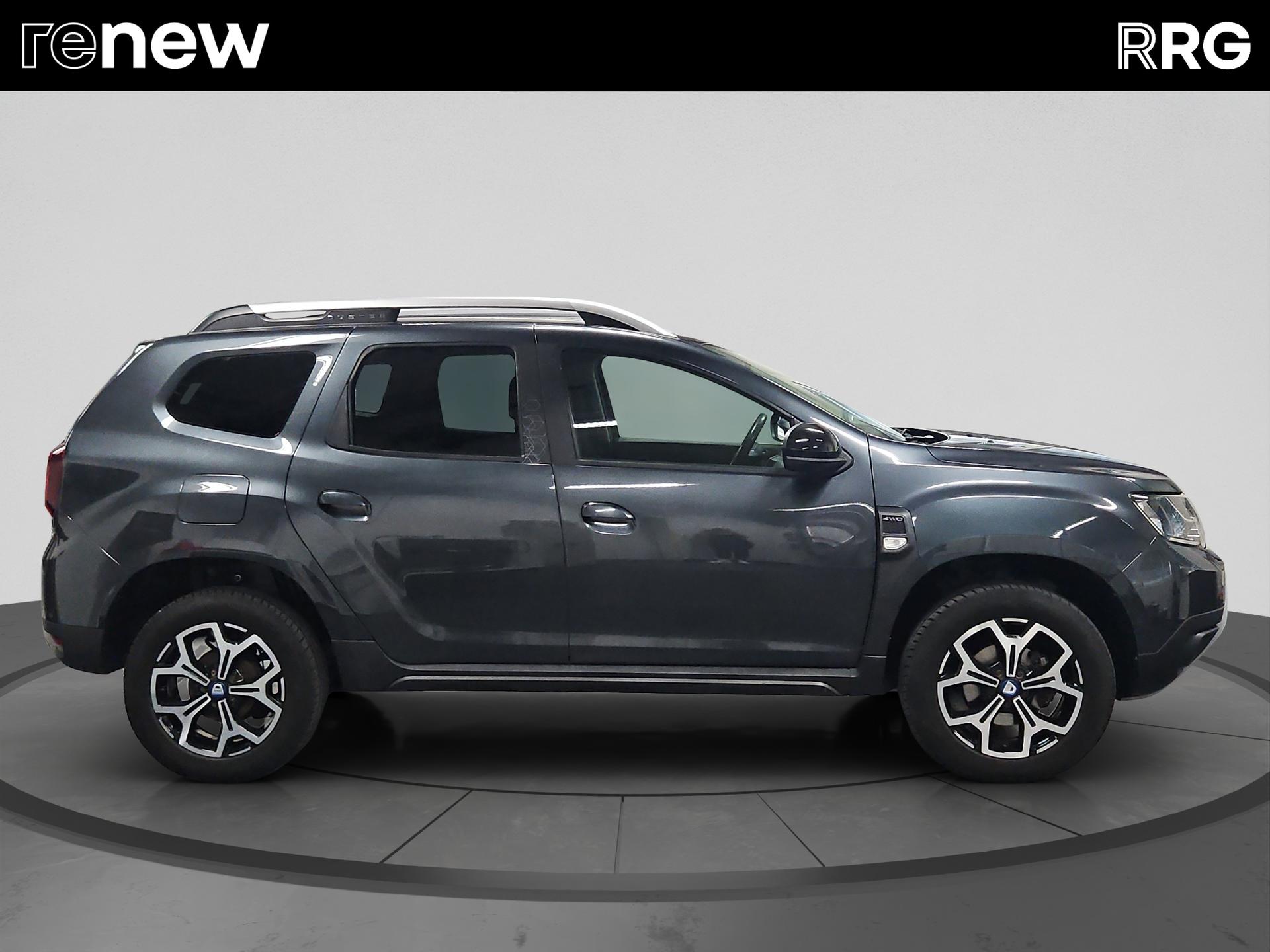 DACIA Duster TCe 150 Celebration 4x4-showroom-element-1