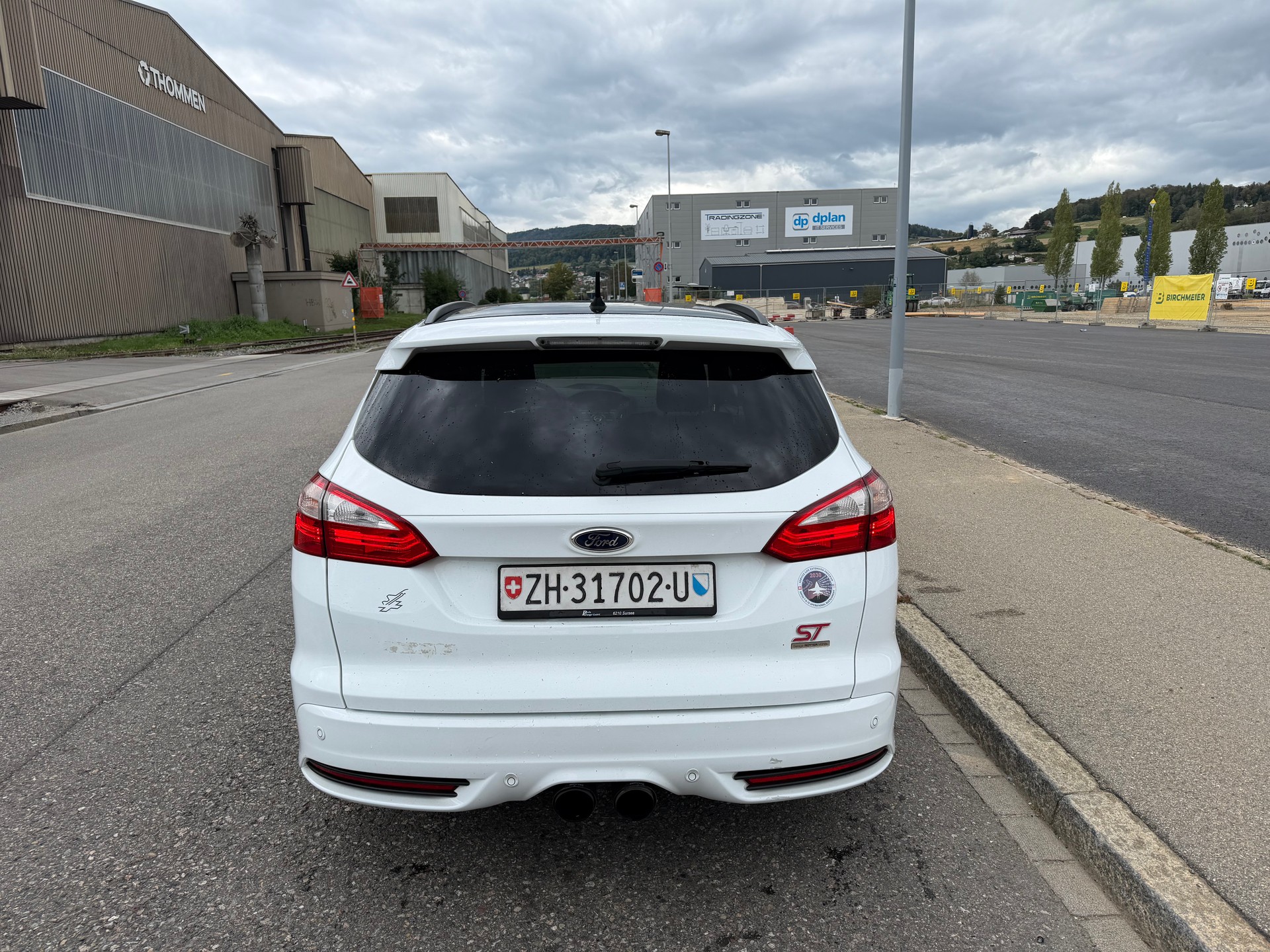 FORD Focus 2.0 SCTi ST-3-image-4