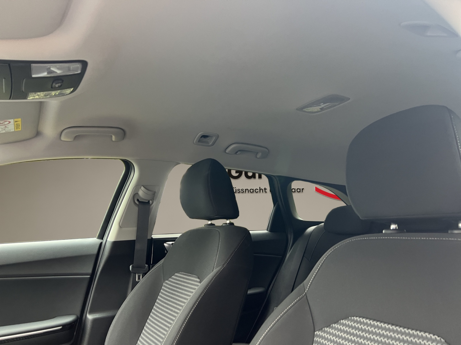 KIA Ceed SW 1.5 T-GDi MHEV Power-image-9