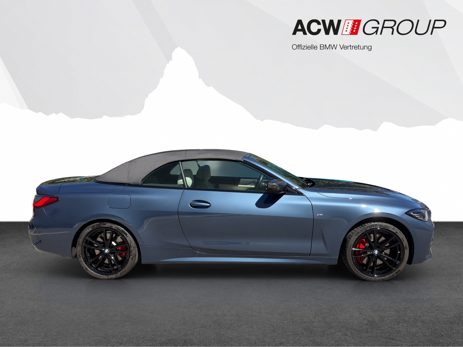 BMW M440i xDrive Cabrio-image-5
