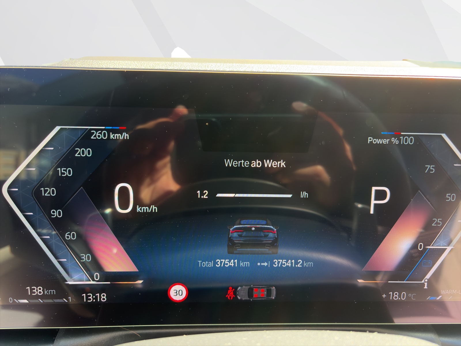 BMW M440i xDrive Cabrio-image-12