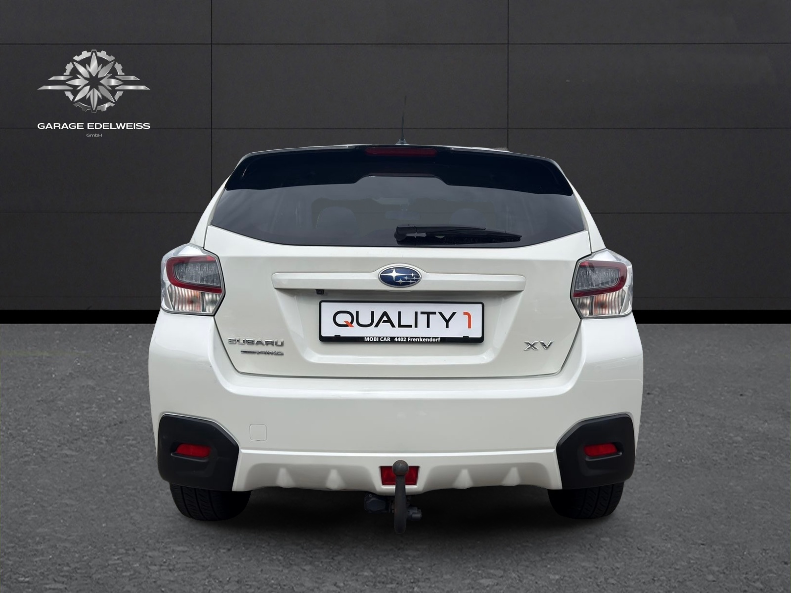 SUBARU XV 2.0 Swiss Three AWD CVT-showroom-element-3