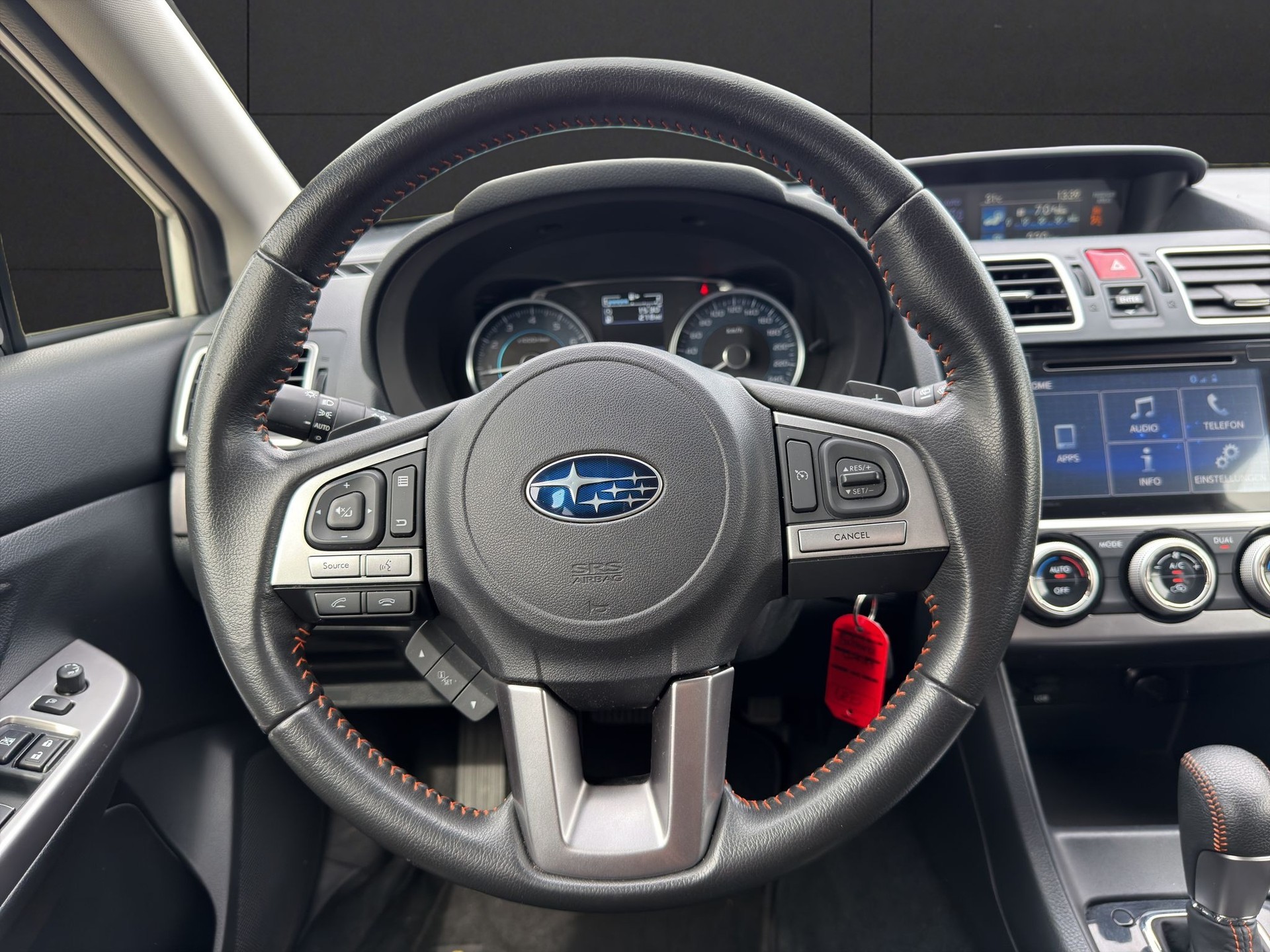 SUBARU XV 2.0 Swiss Three AWD CVT-image-10
