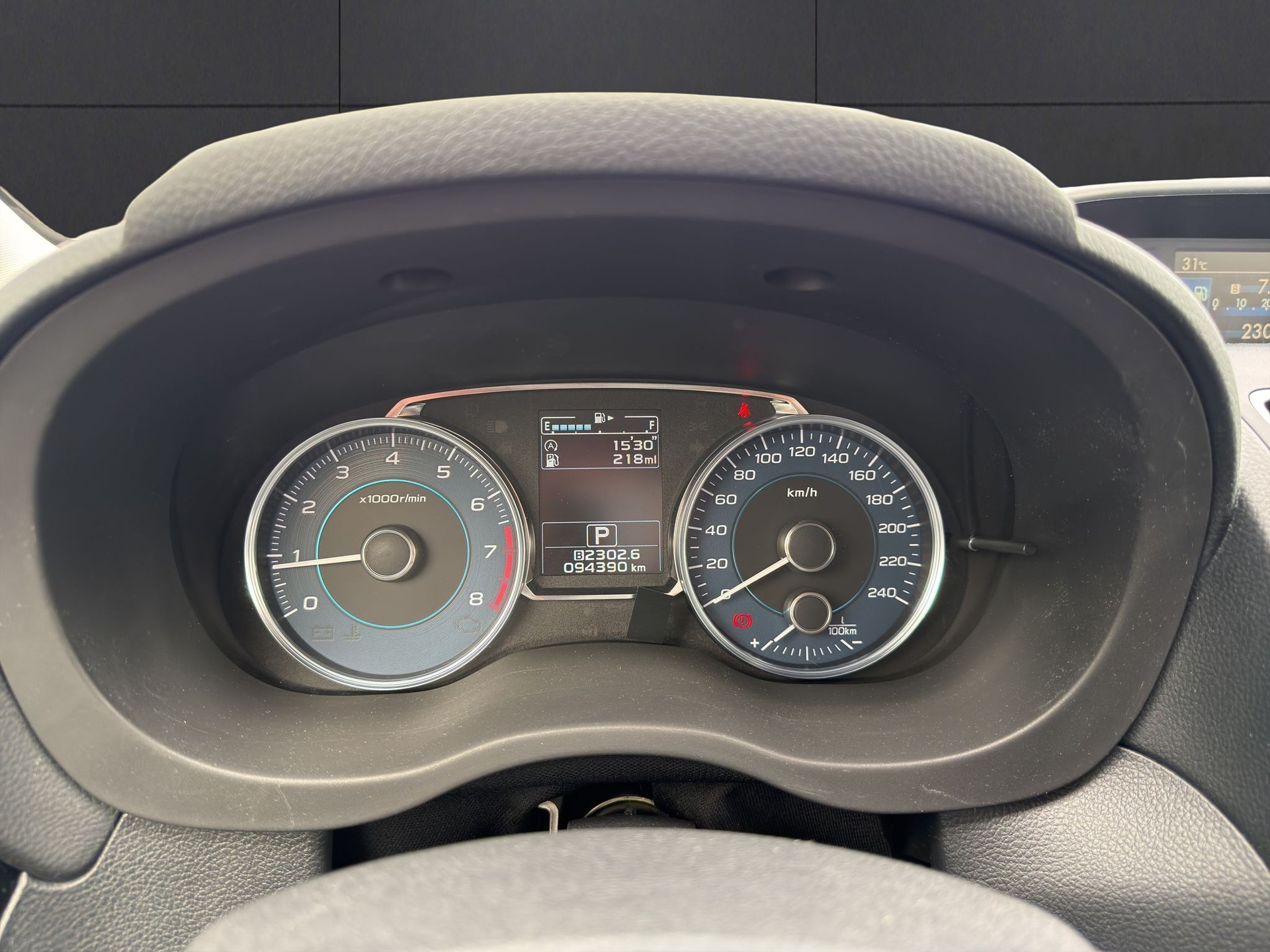 SUBARU XV 2.0 Swiss Three AWD CVT-image-11
