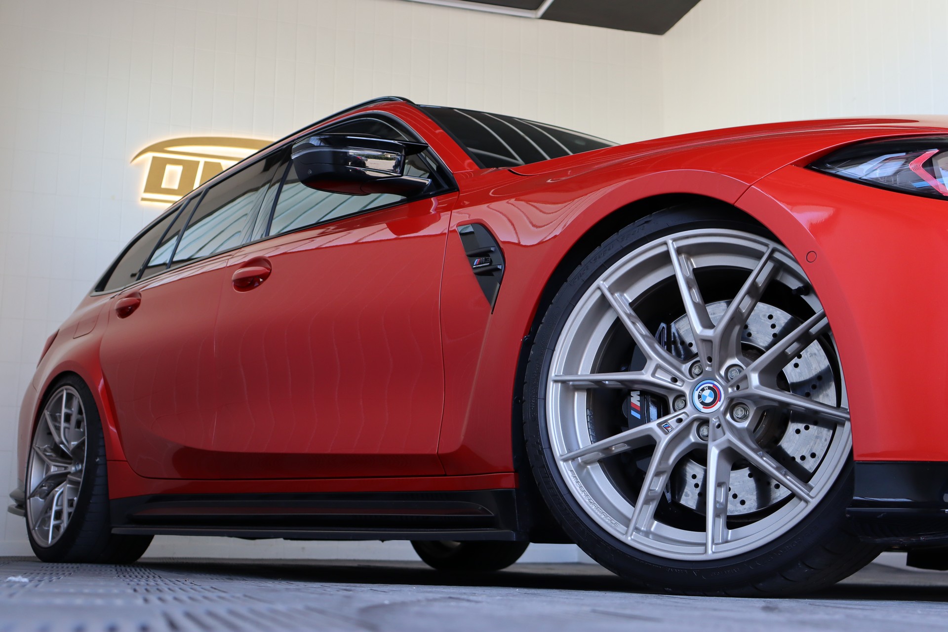 BMW M3 TOURING XDRIVE COMPETITION M * ADRO-FRONT * M-PERFORMANCE " REMUS * SCHALENSITZ *-image-5