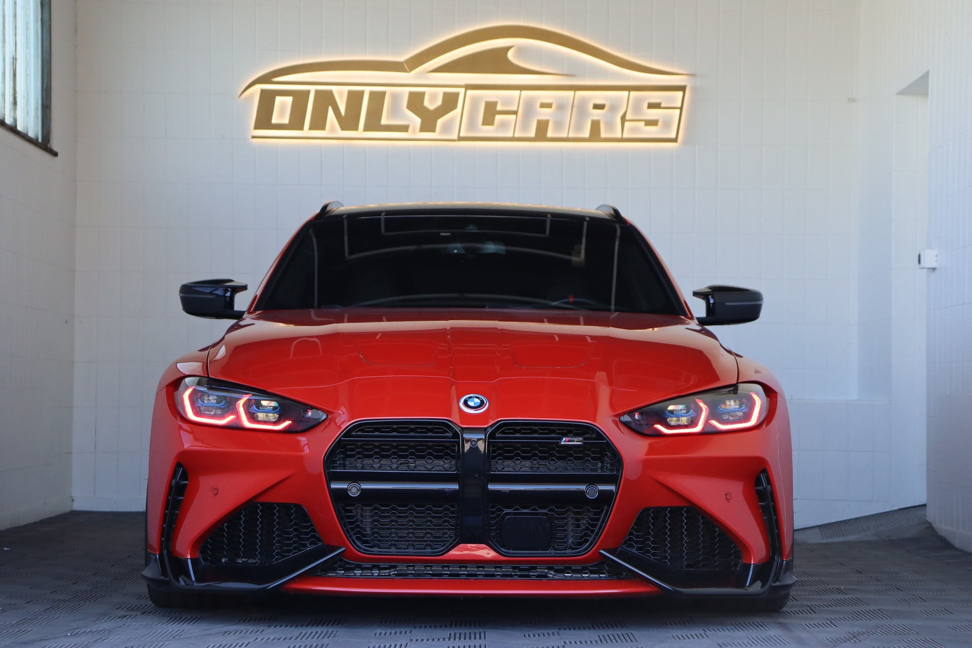 BMW M3 TOURING XDRIVE COMPETITION M * ADRO-FRONT * M-PERFORMANCE " REMUS * SCHALENSITZ *-image-1