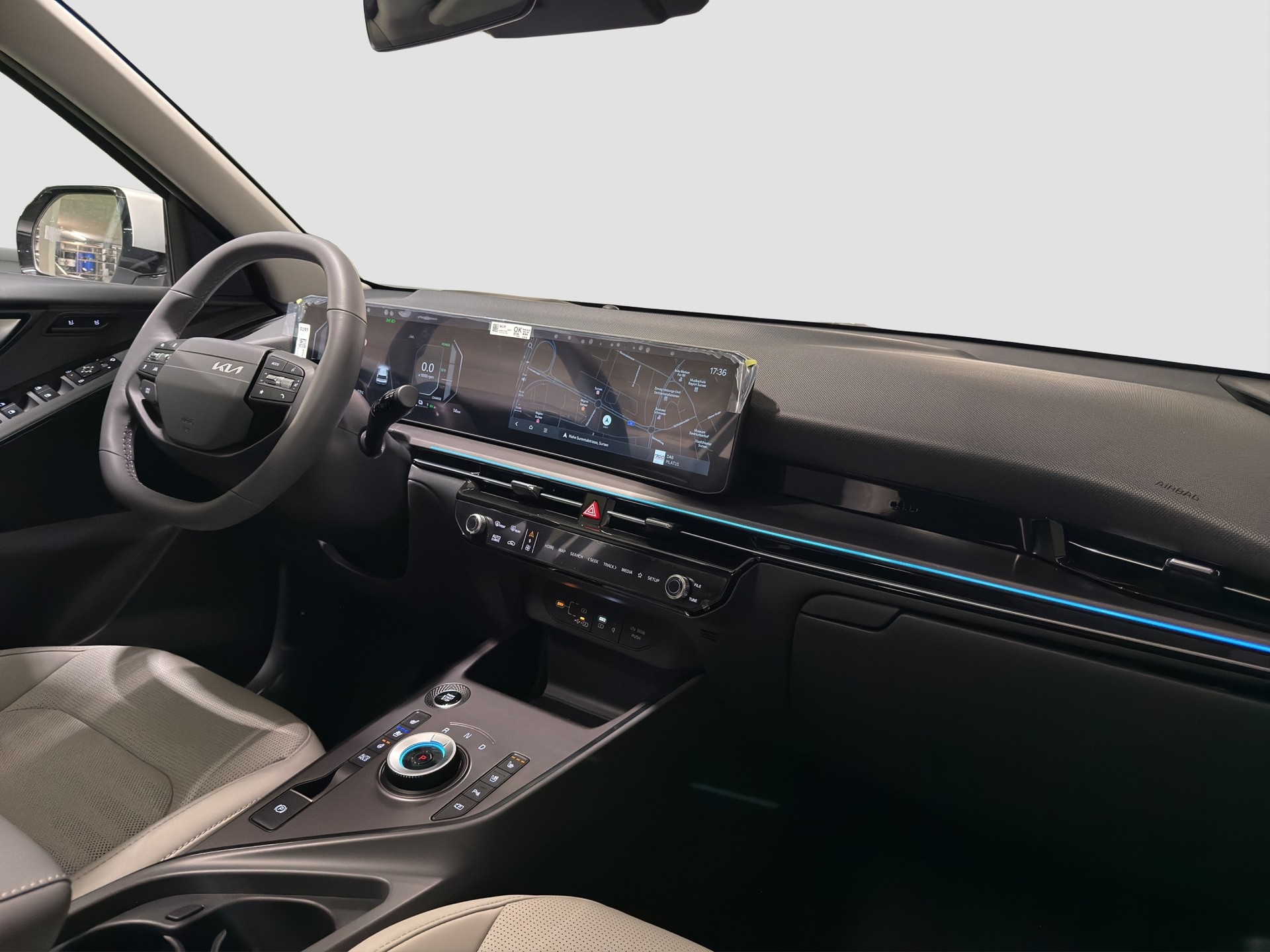 KIA Niro 1.6 GDi Hybrid Style-image-13
