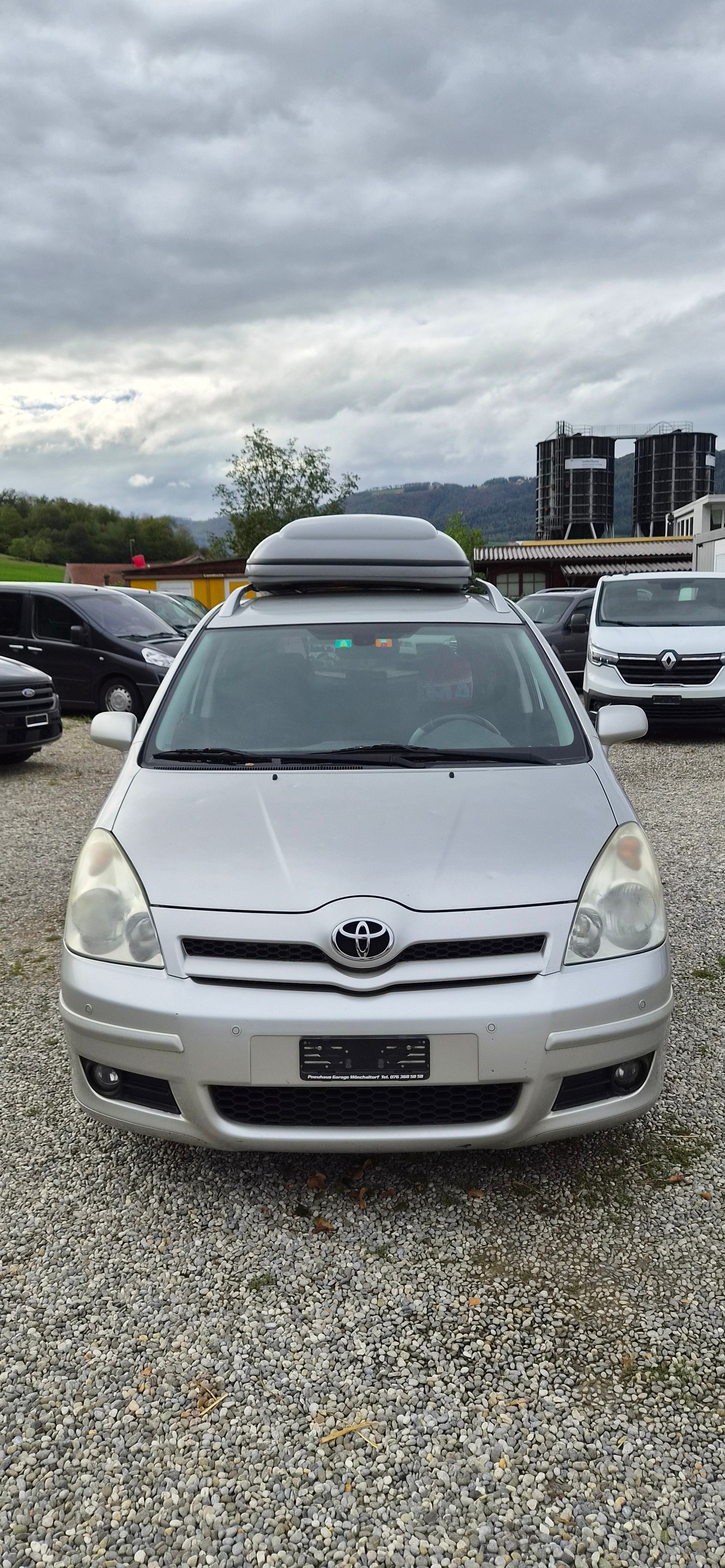 TOYOTA Corolla Verso 1.8 Linea Luna Dynamic-image-0