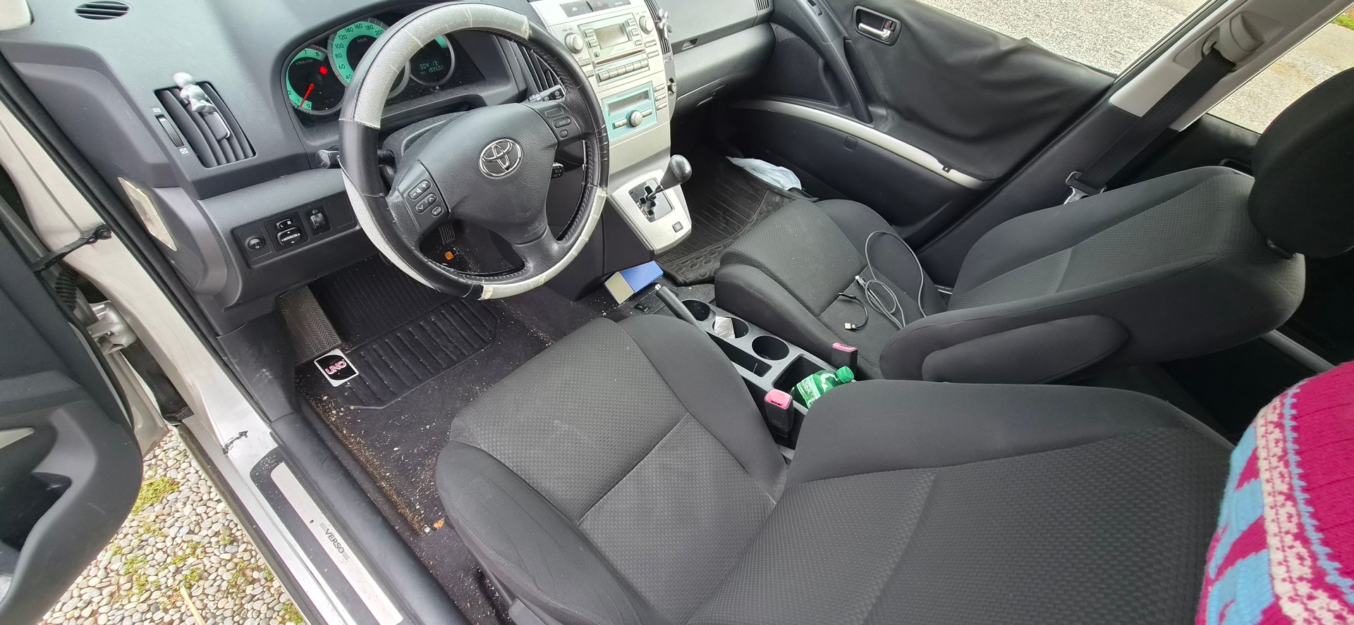 TOYOTA Corolla Verso 1.8 Linea Luna Dynamic-image-4