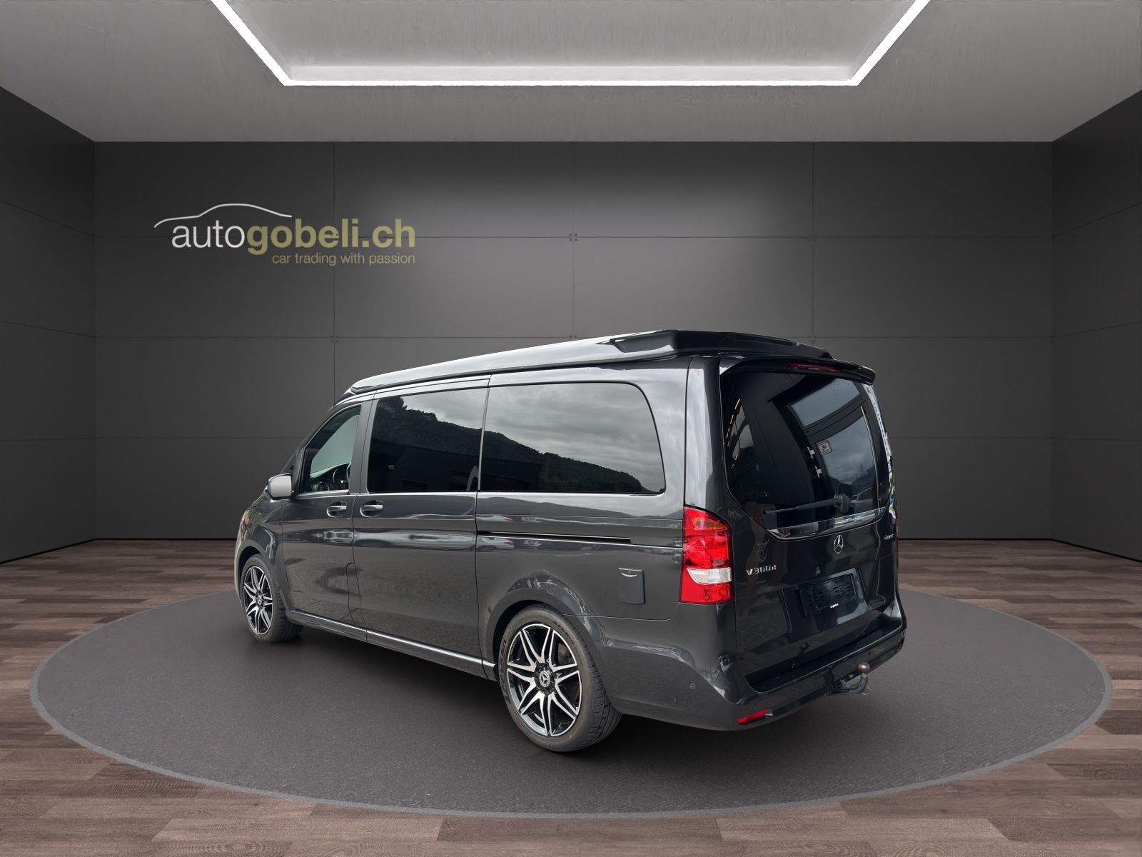 MERCEDES-BENZ V 300 d lang 4Matic 9G-Tronic-image-1