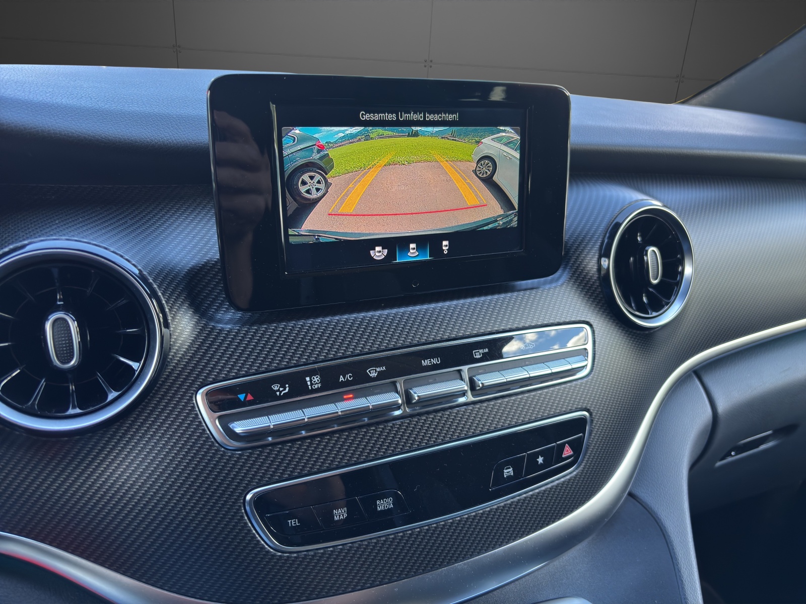 MERCEDES-BENZ V 300 d lang 4Matic 9G-Tronic-image-7