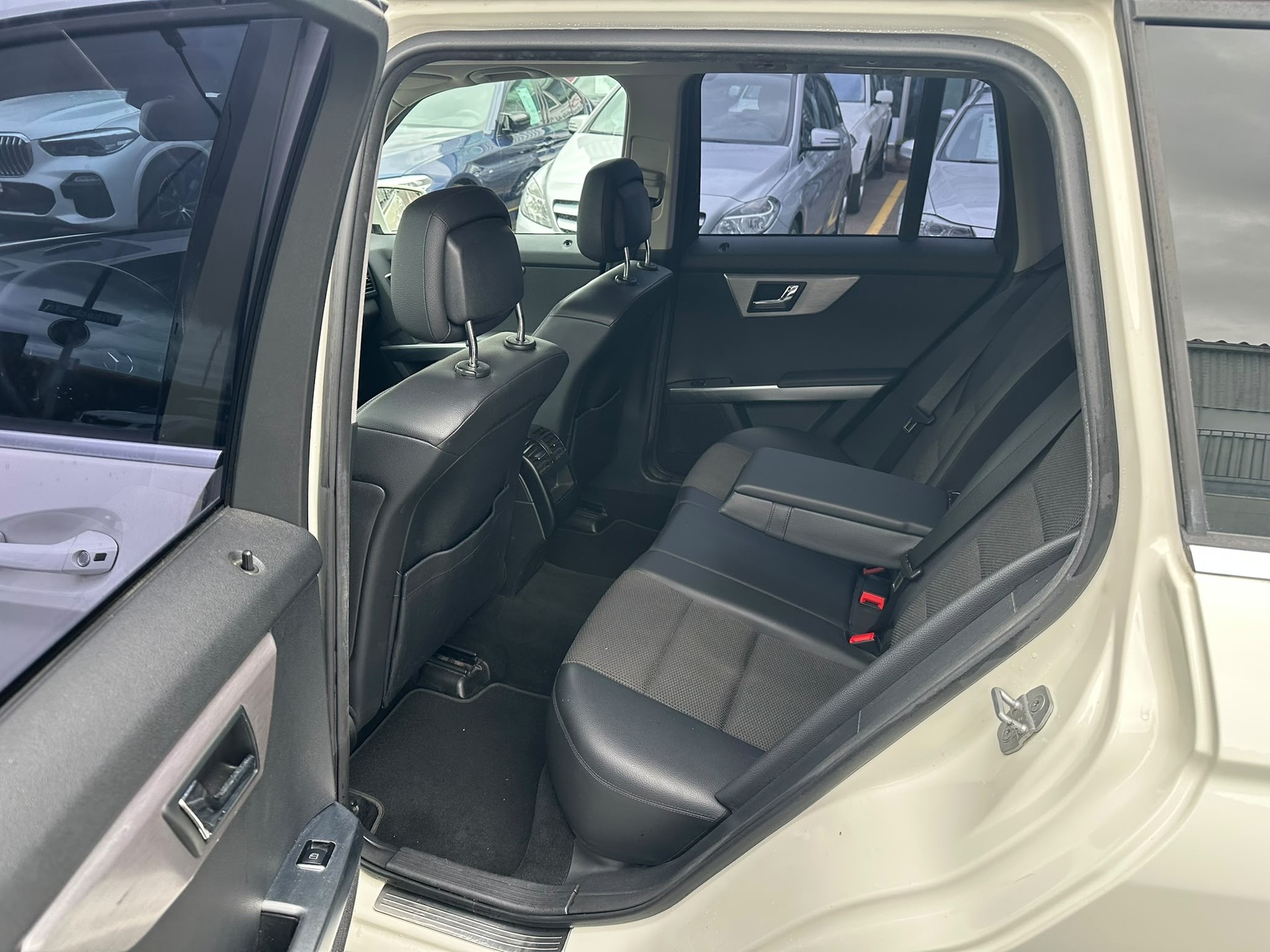 MERCEDES-BENZ GLK 220 CDI BlueEfficiency 4Matic 7G-Tronic-image-9