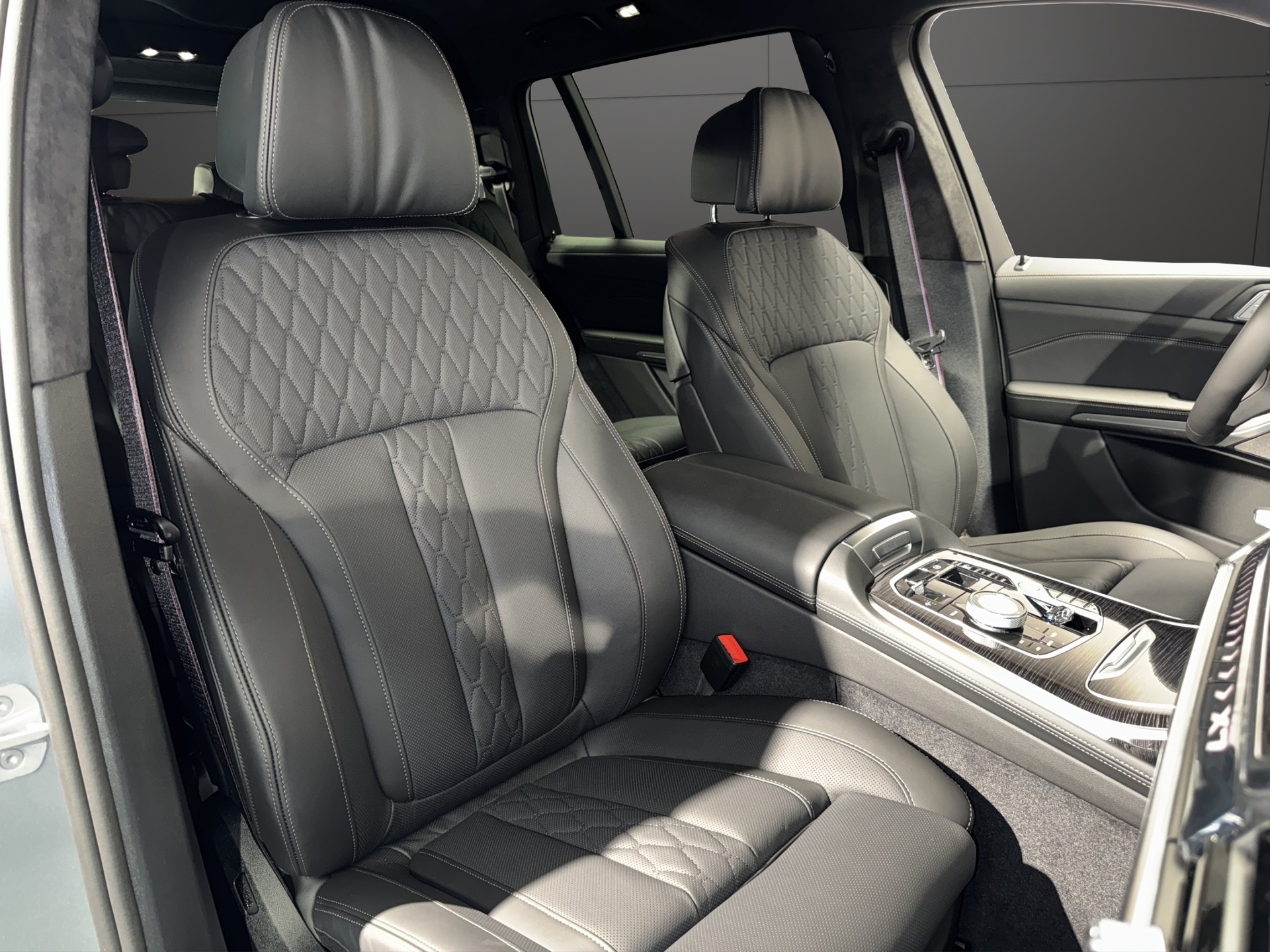 BMW X7 40d xDrive SAG-image-14