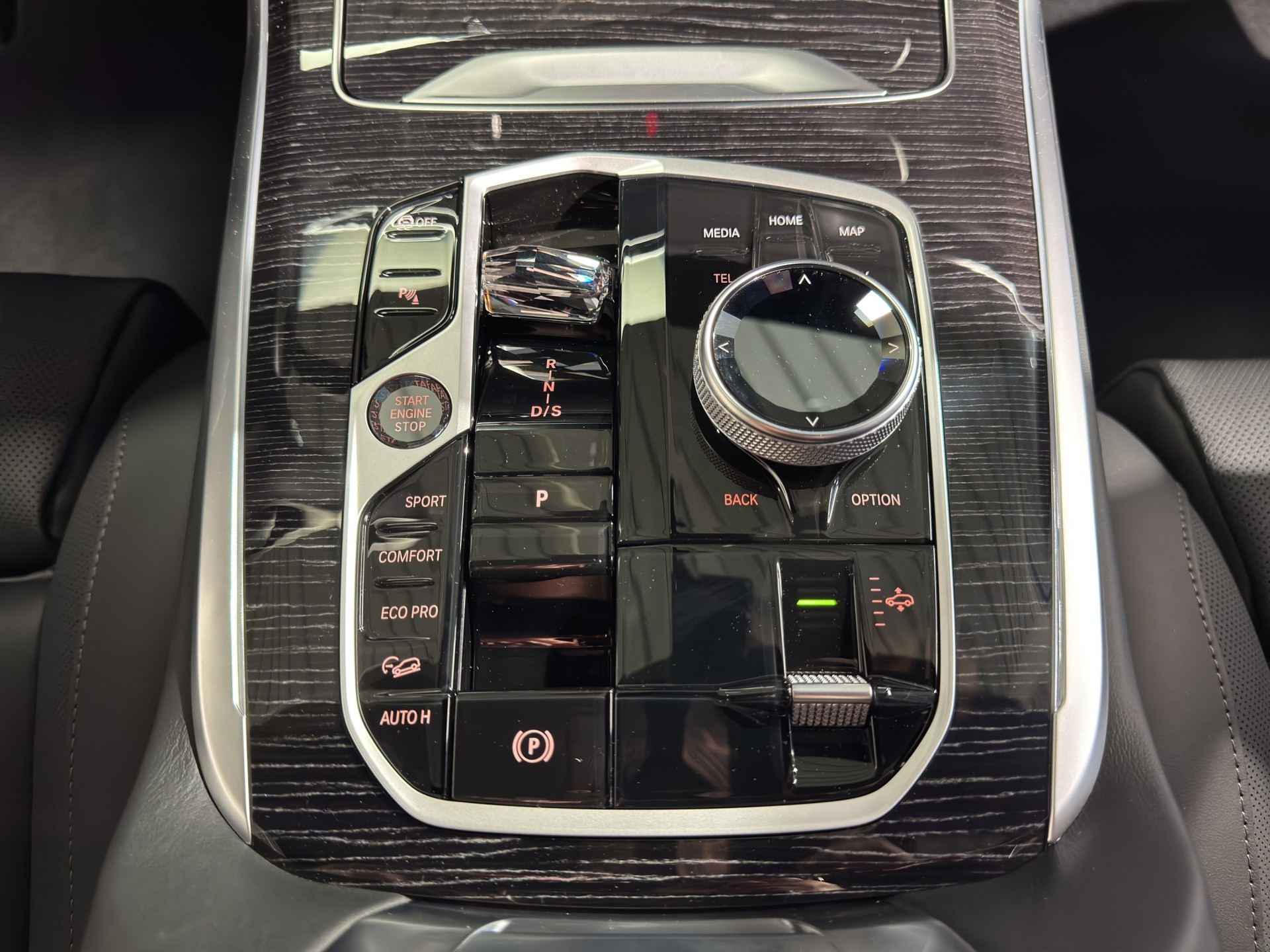 BMW X7 40d xDrive SAG-image-17