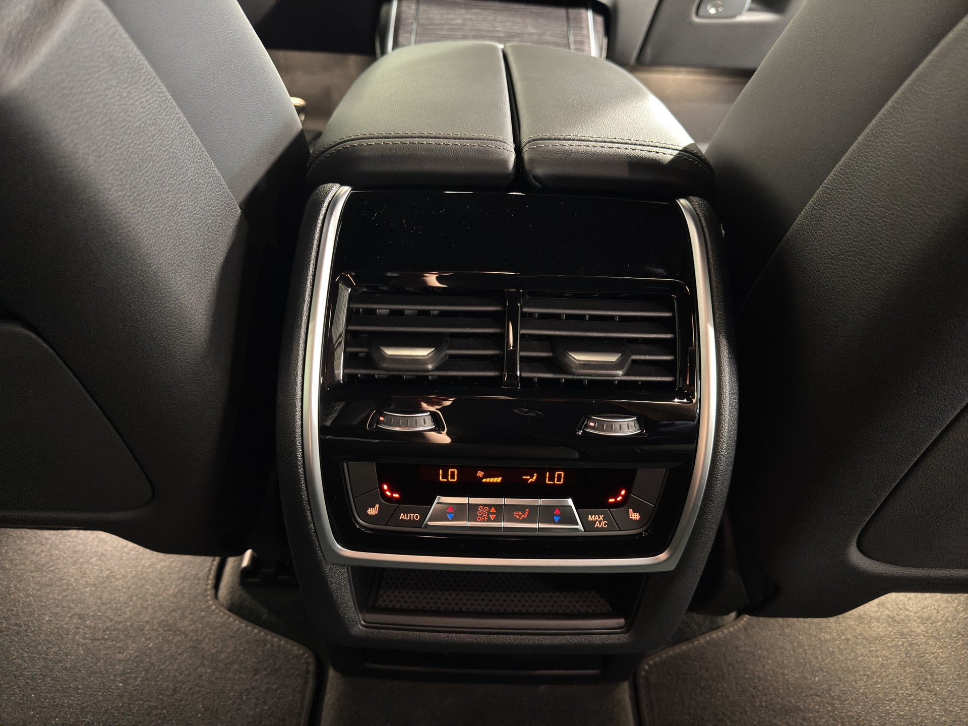 BMW X7 40d xDrive SAG-image-20