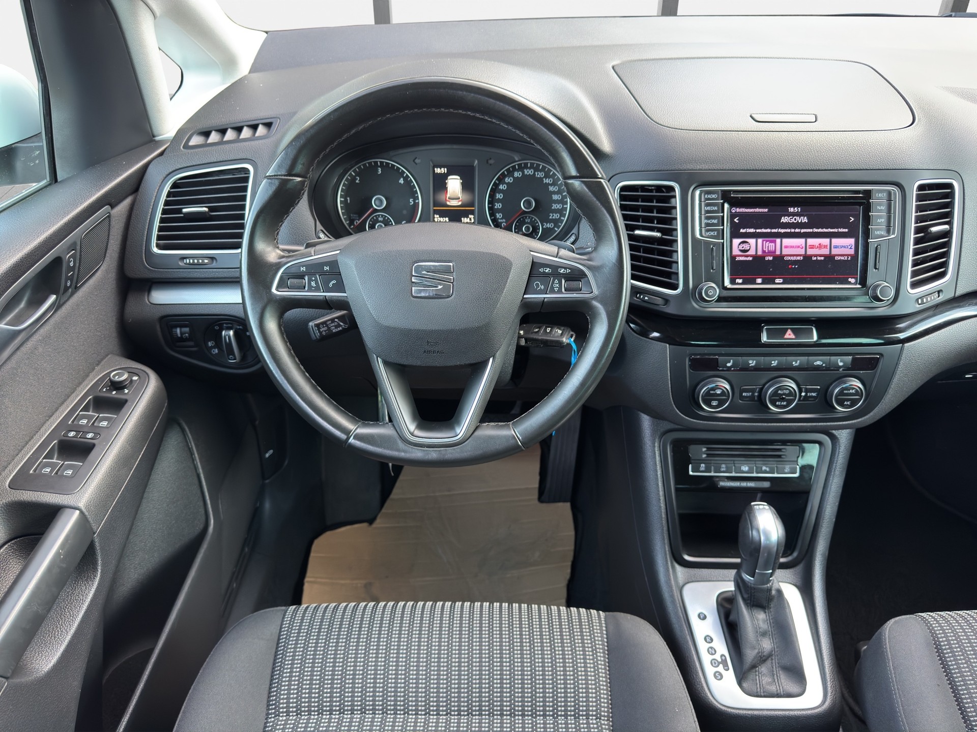 SEAT Alhambra 2.0 TDI 4Drive Style-image-9