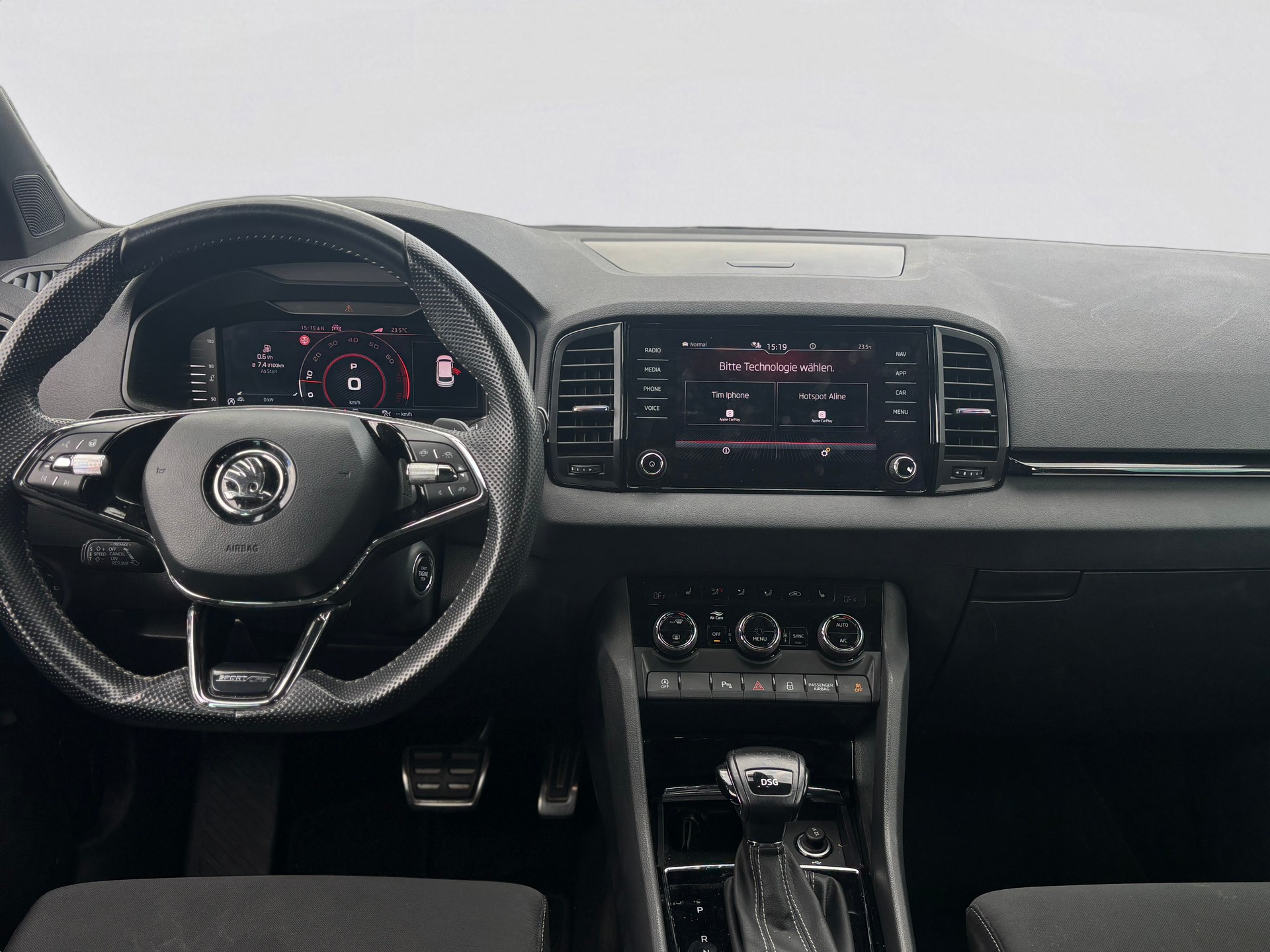 SKODA Karoq 1.5 TSI ACT SportLine DSG-image-6