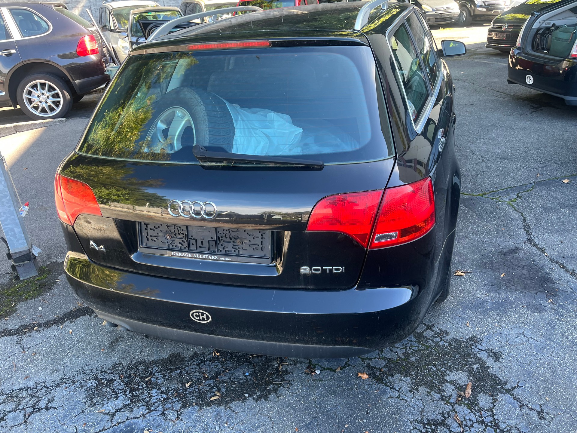 AUDI A4 Avant 2.0 TDI-image-3