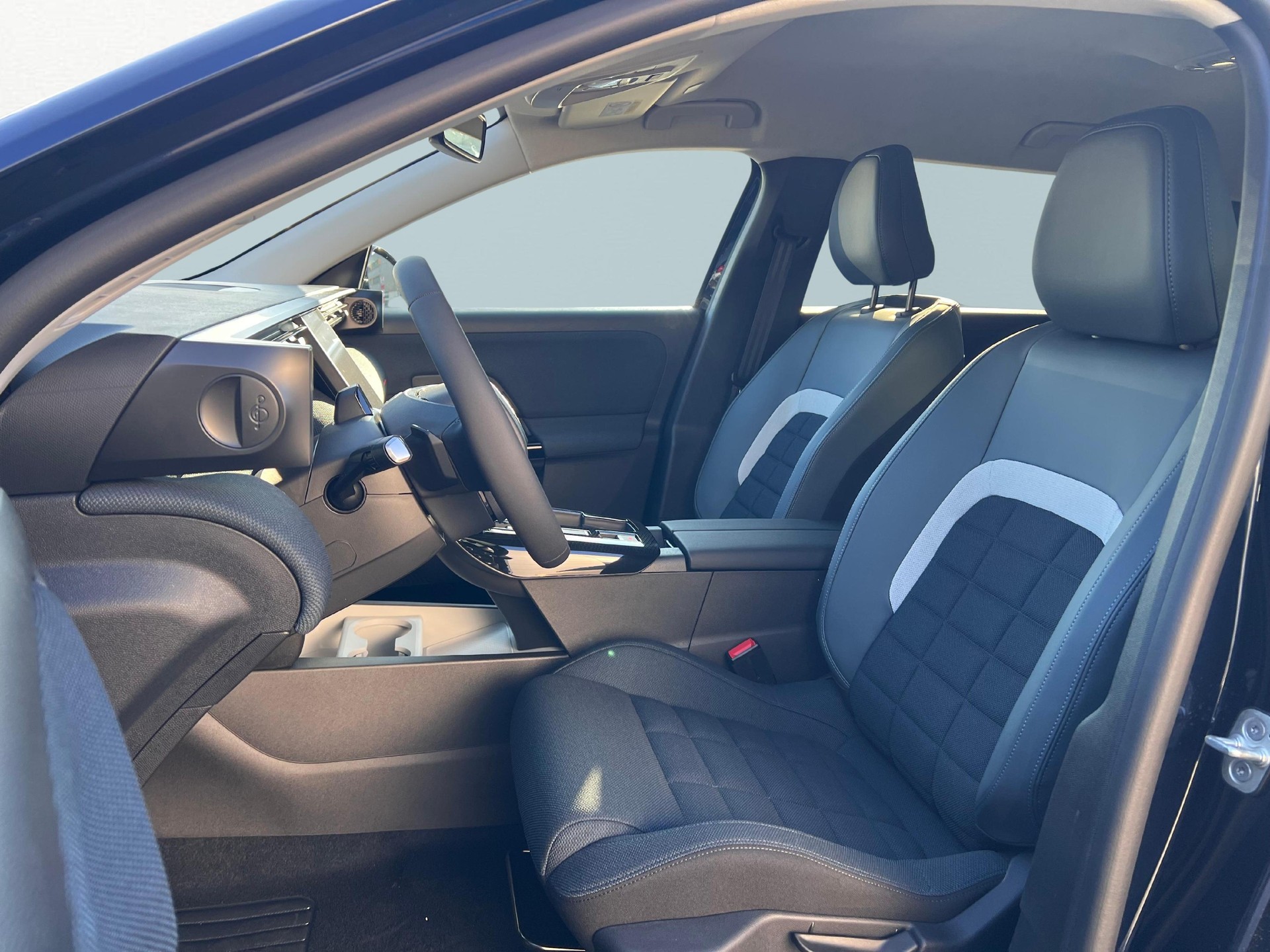 CITROEN C5 Aircross 1.2 Hybrid Plus-image-9
