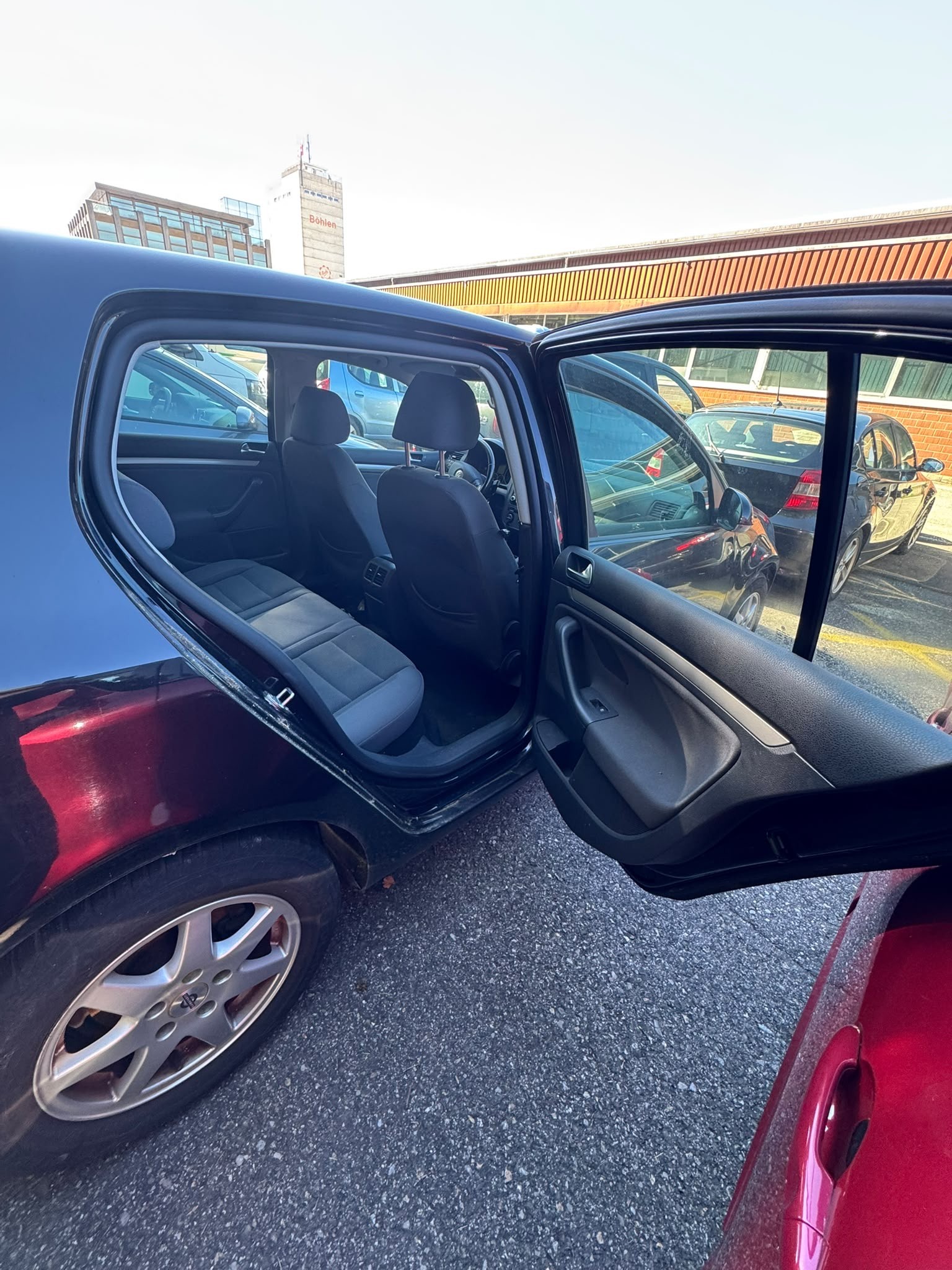 VW Golf 1.4 TSI GT Sport-image-3