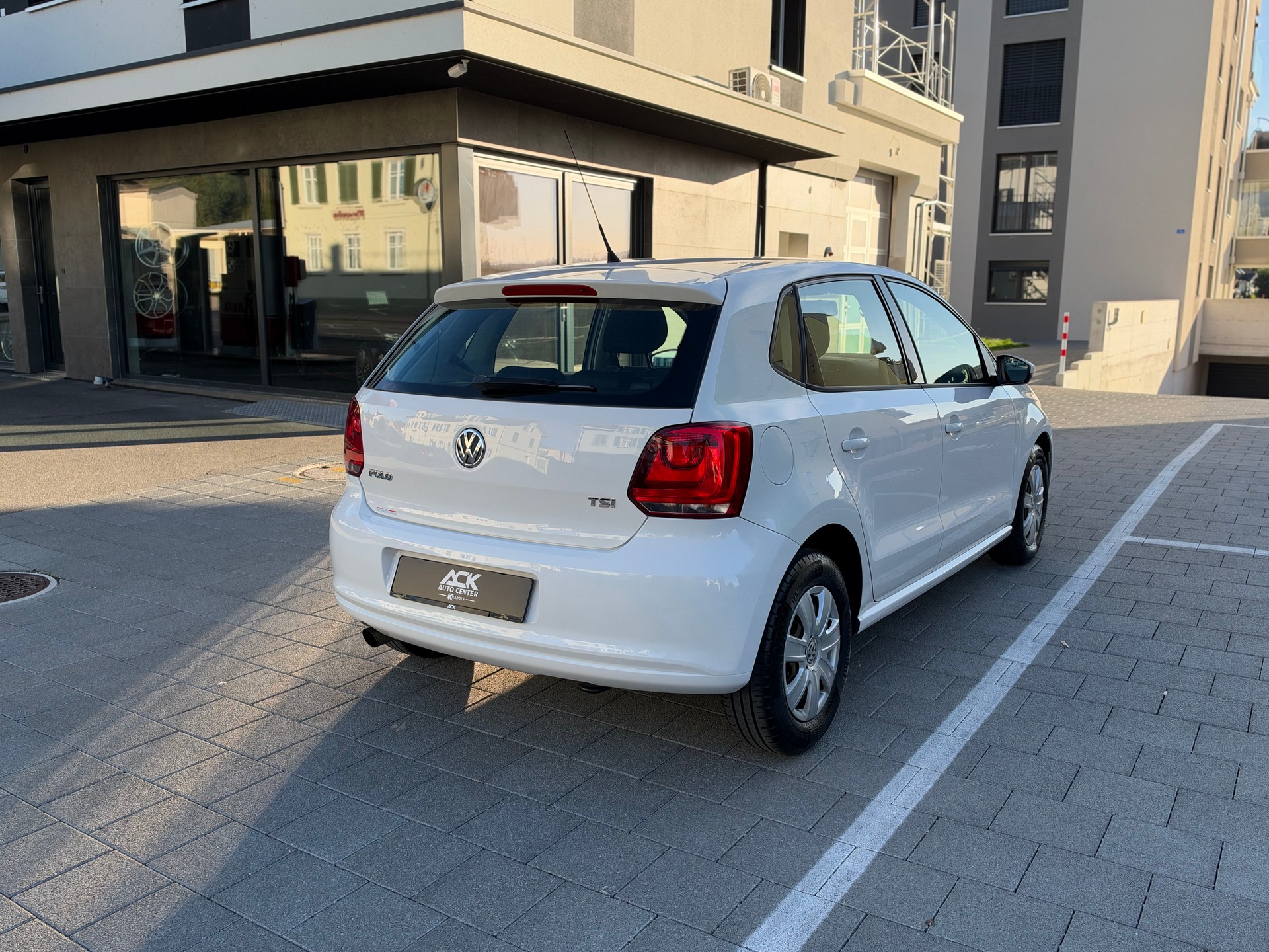 VW CrossPolo 1.2 TSI DSG-image-4